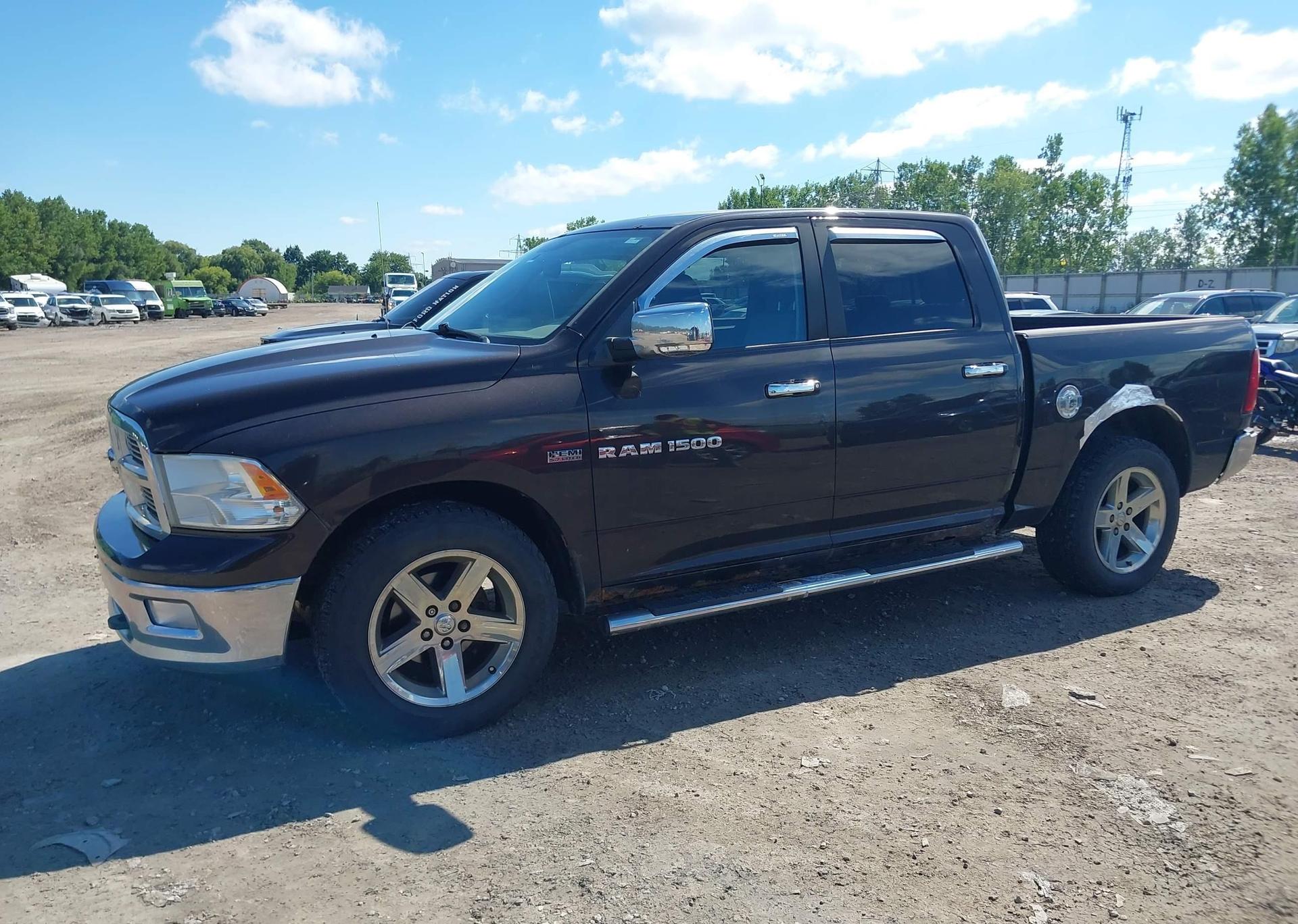 2011 DODGE RAM 1500