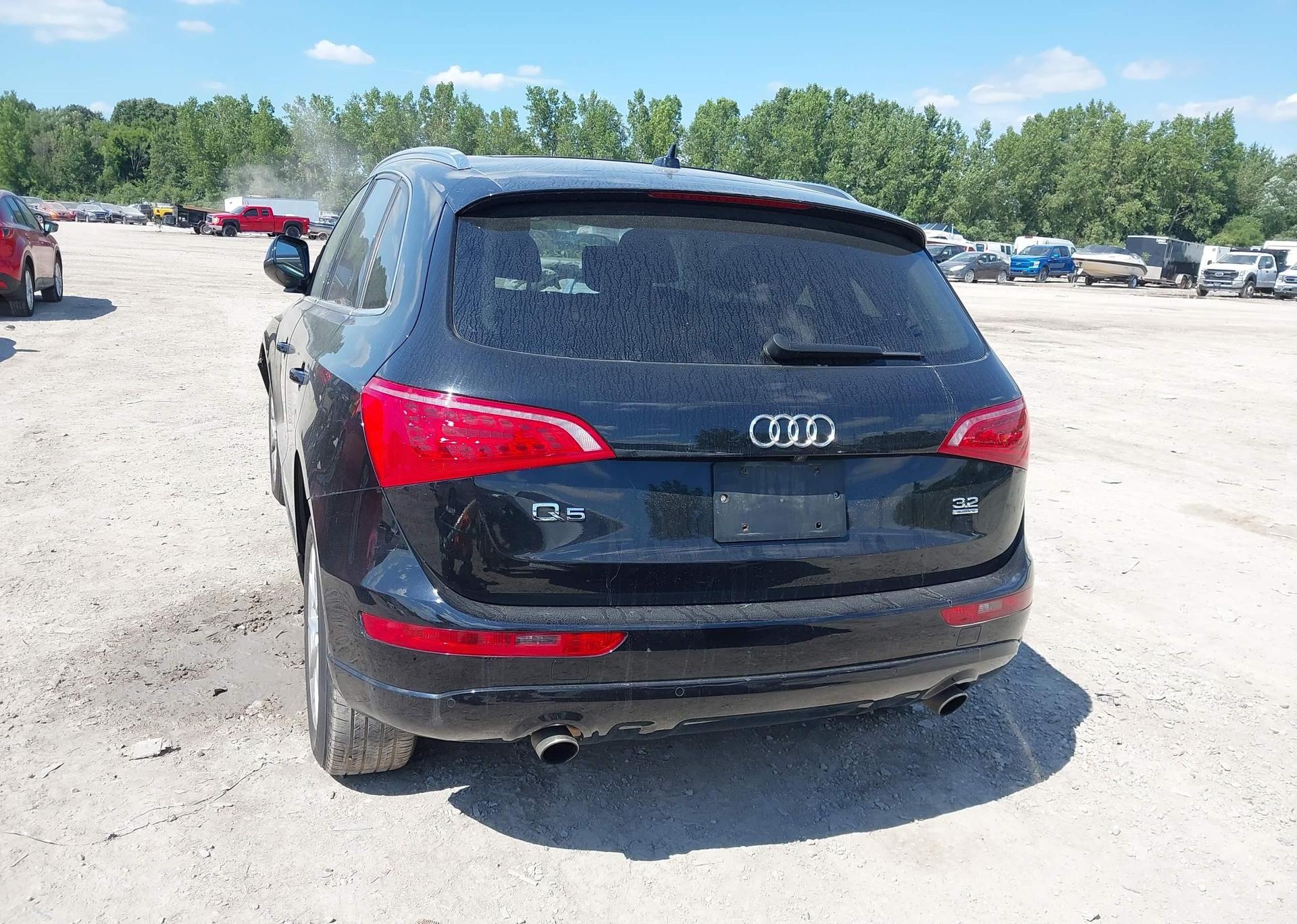 2012 AUDI Q5 3.2 PREMIUM