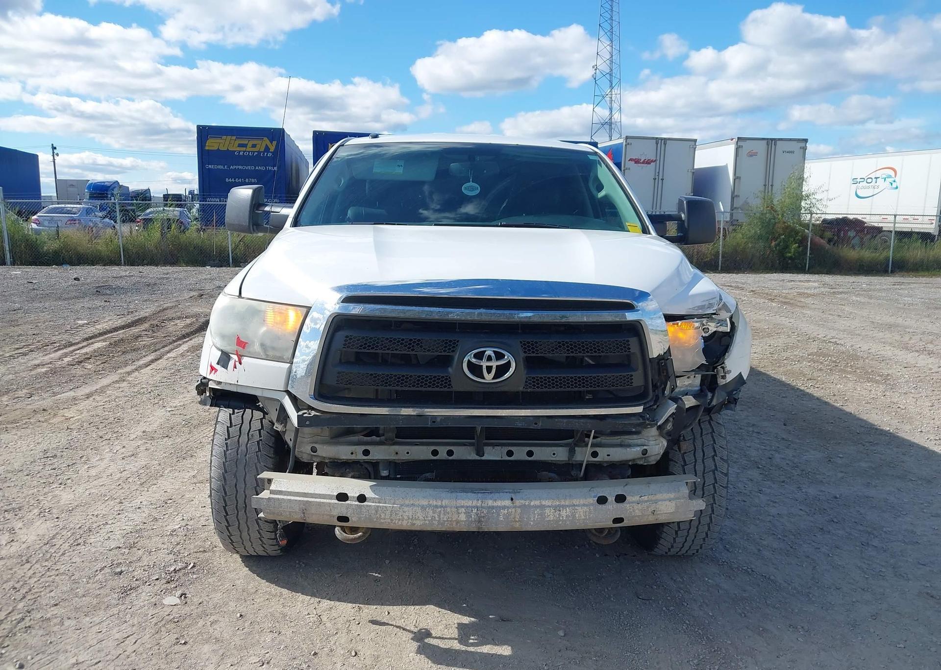 2012 TOYOTA TUNDRA SR5 5.7L V8