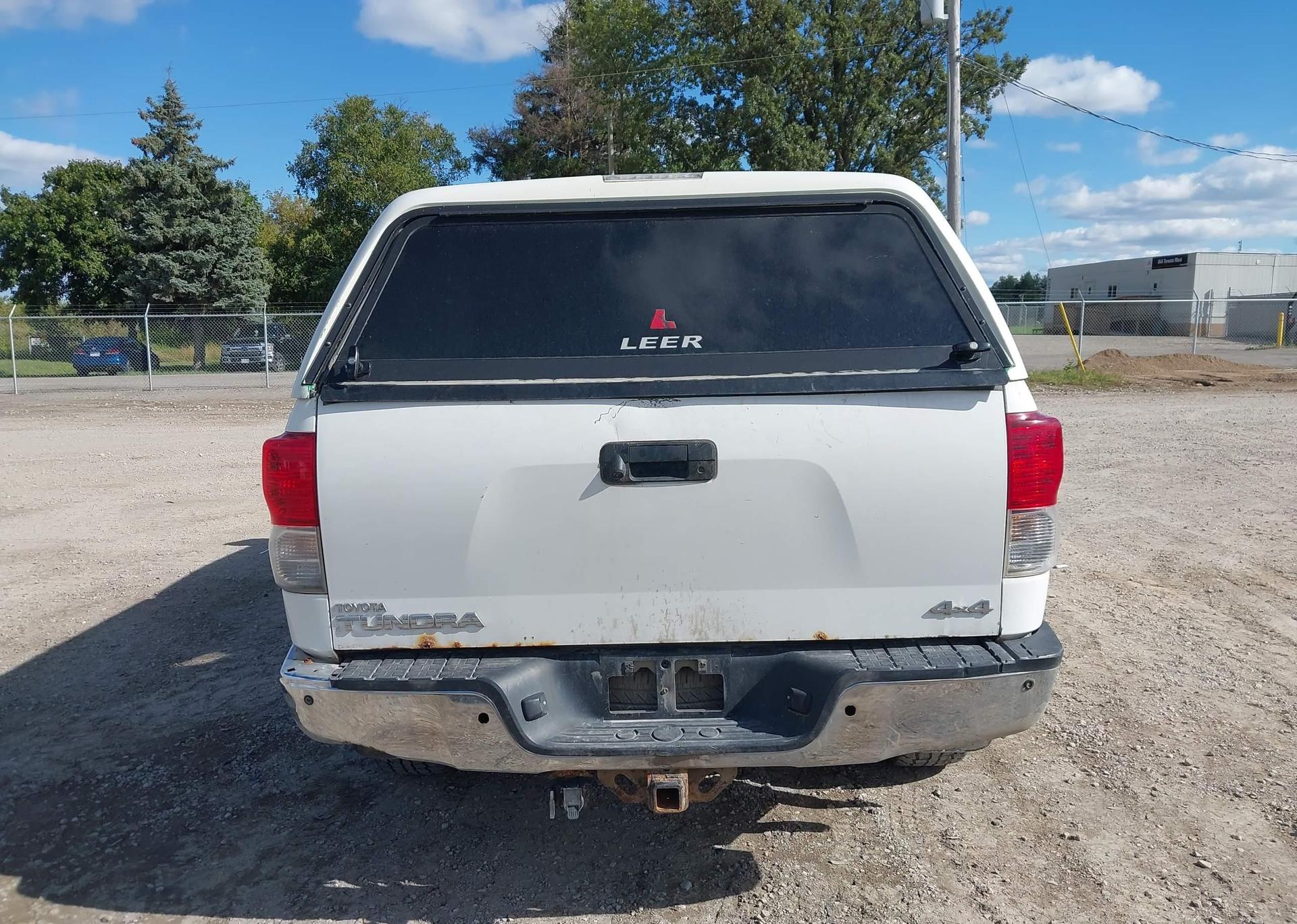 2012 TOYOTA TUNDRA SR5 5.7L V8