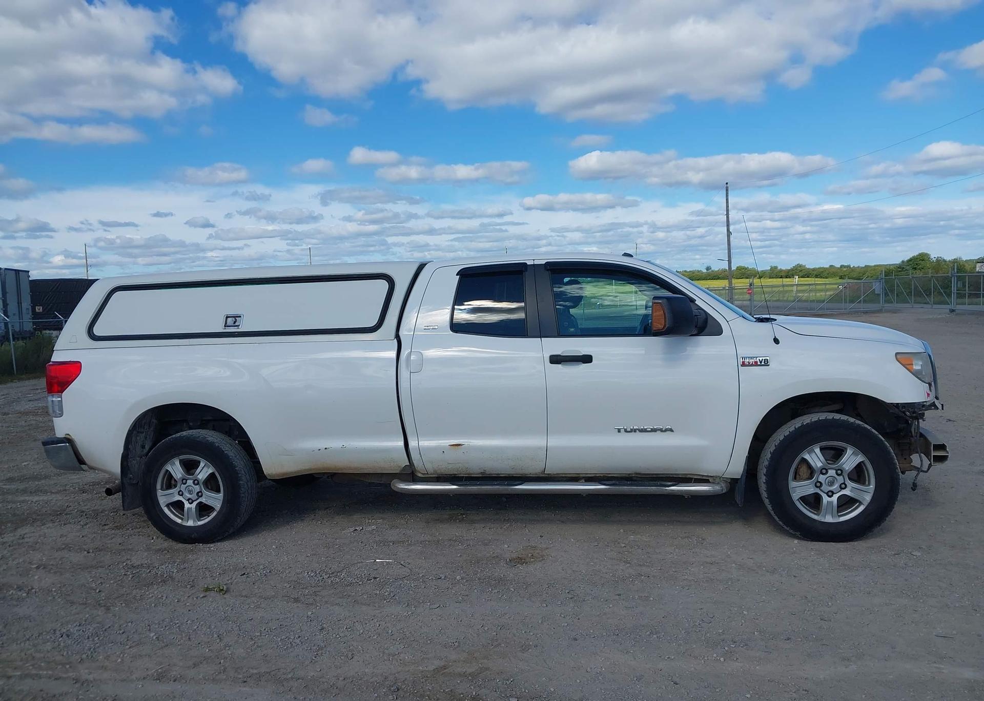 2012 TOYOTA TUNDRA SR5 5.7L V8
