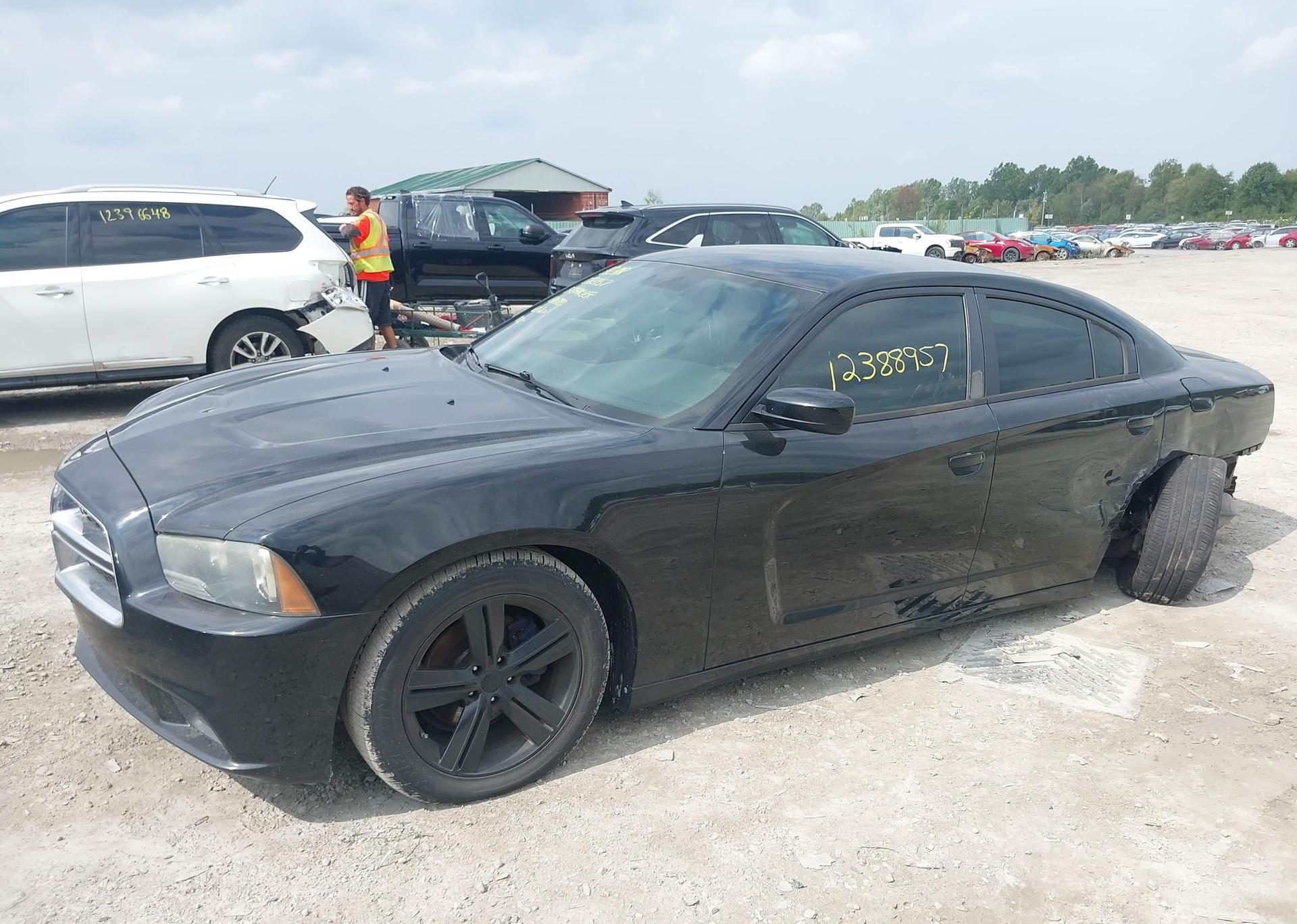 2013 DODGE CHARGER