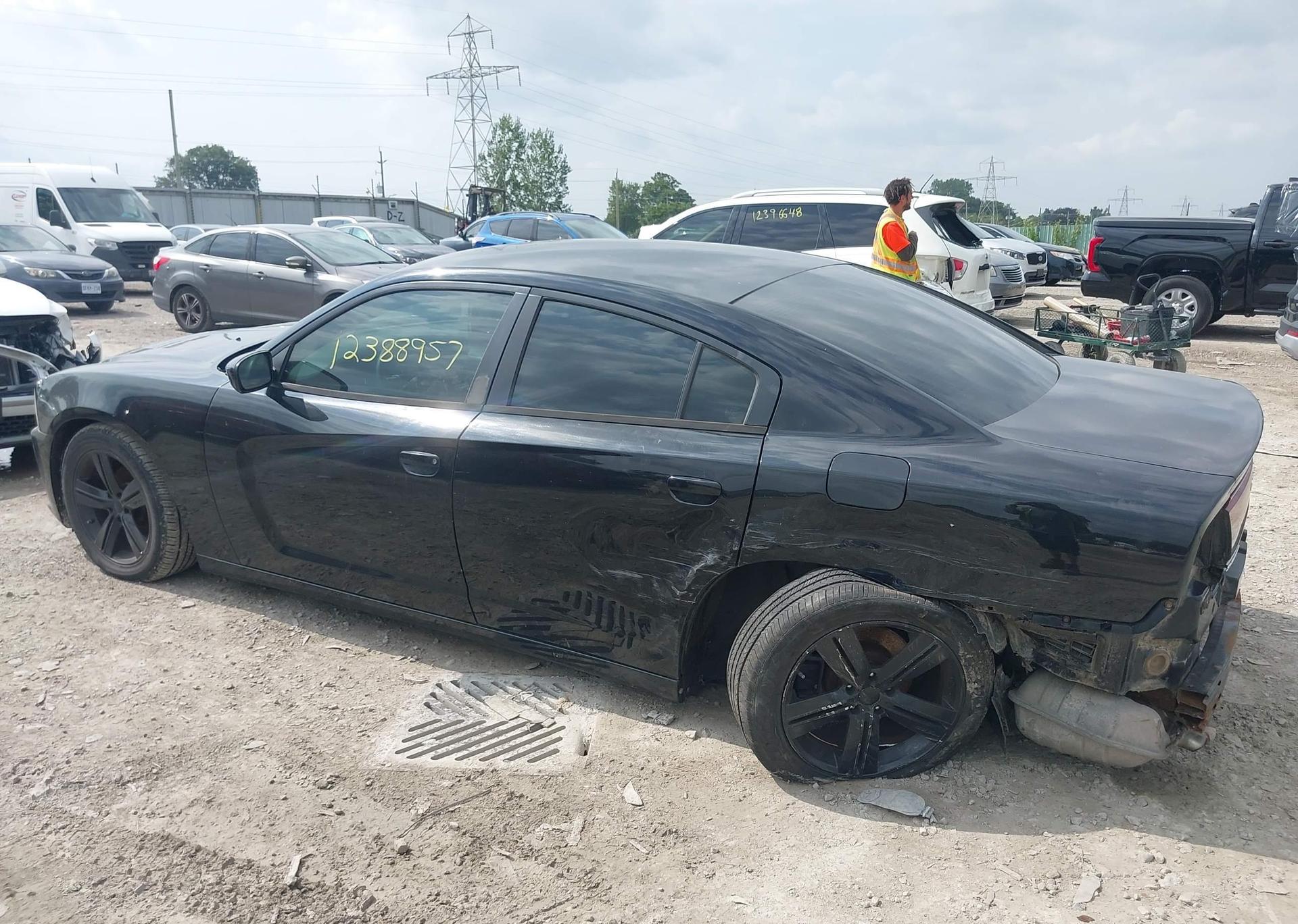 2013 DODGE CHARGER