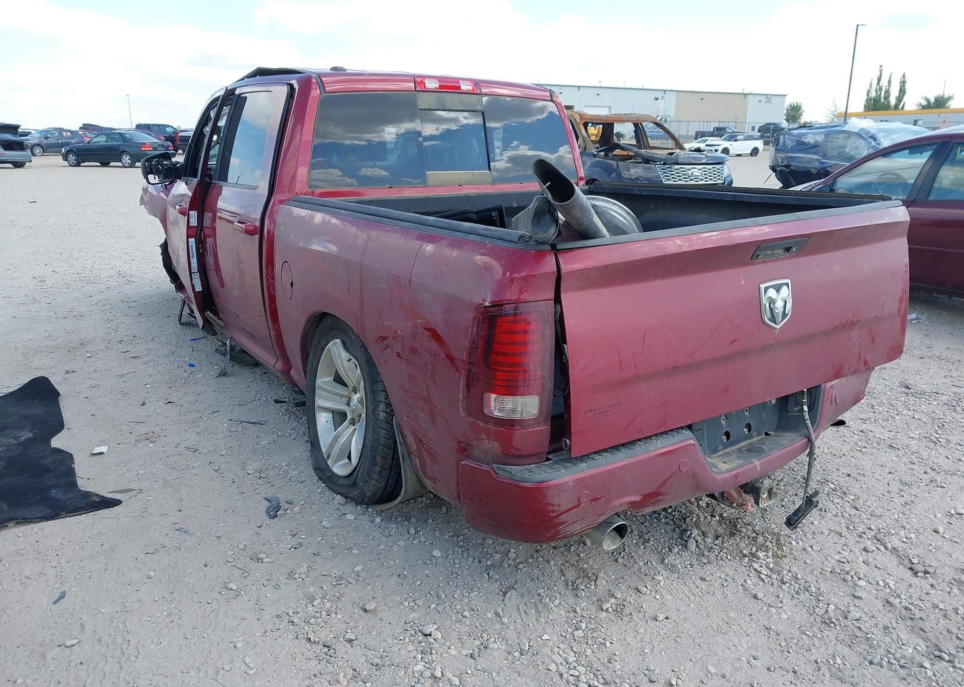 2014 RAM 1500 SPORT