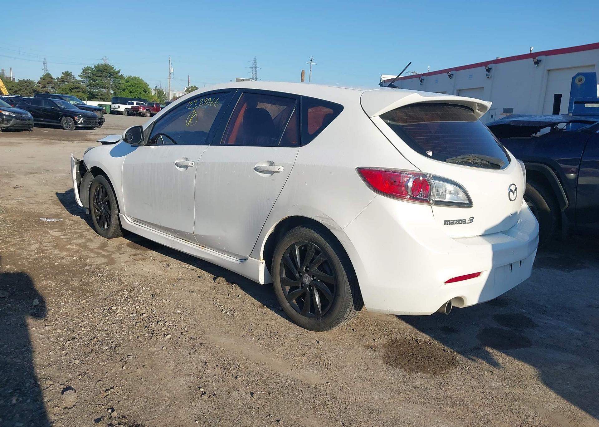 2012 MAZDA 3 I