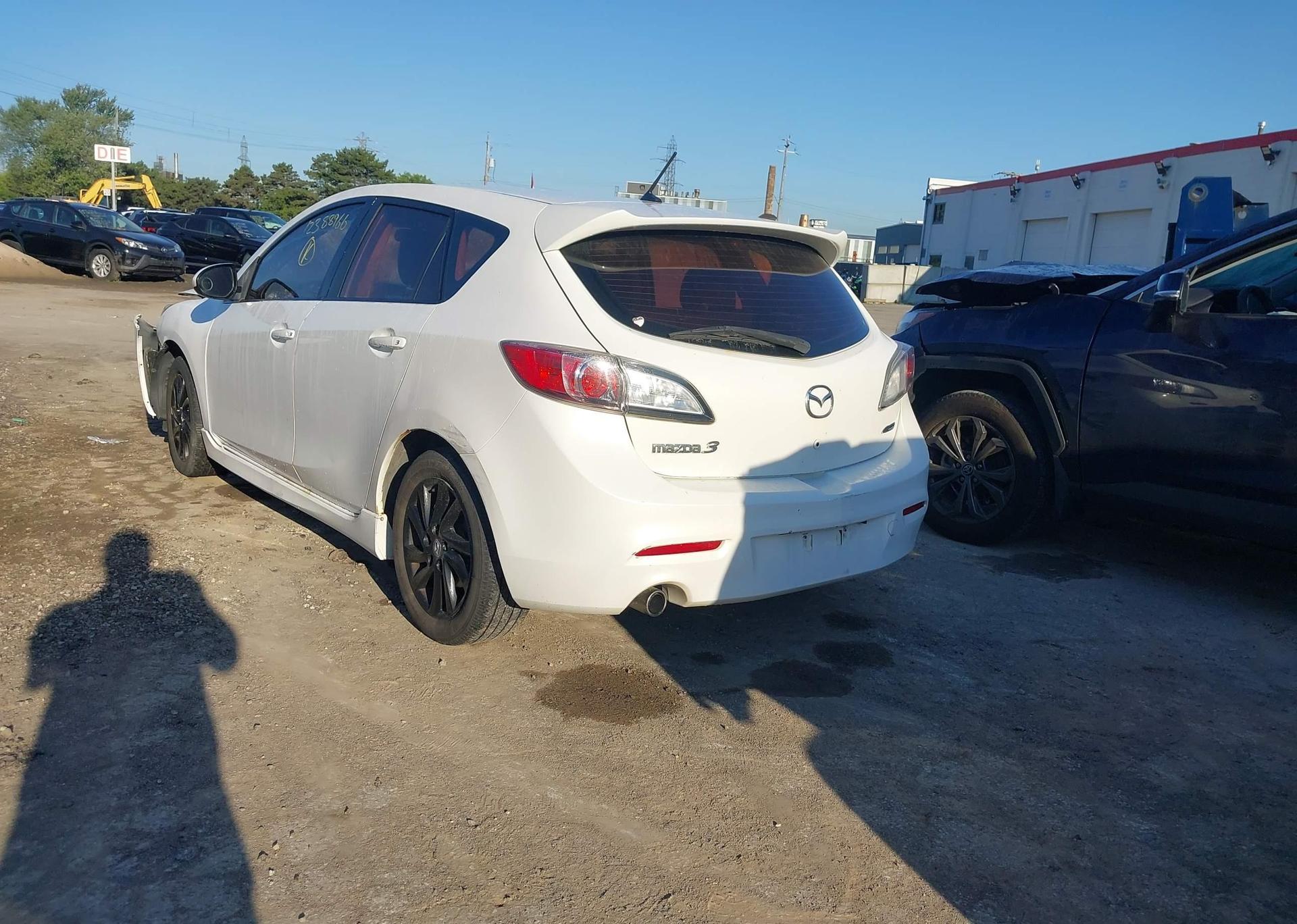 2012 MAZDA 3 I