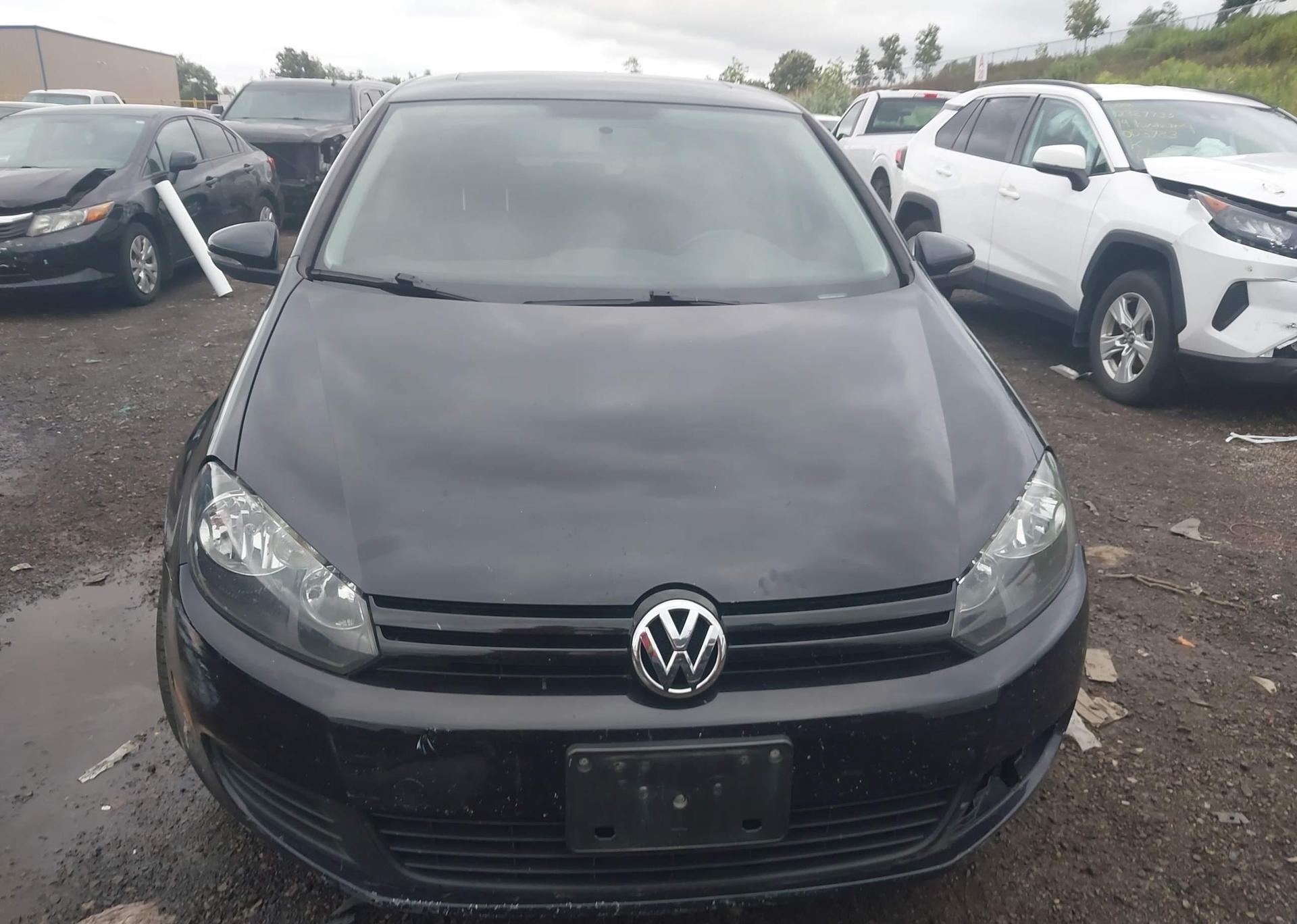 2010 VOLKSWAGEN GOLF