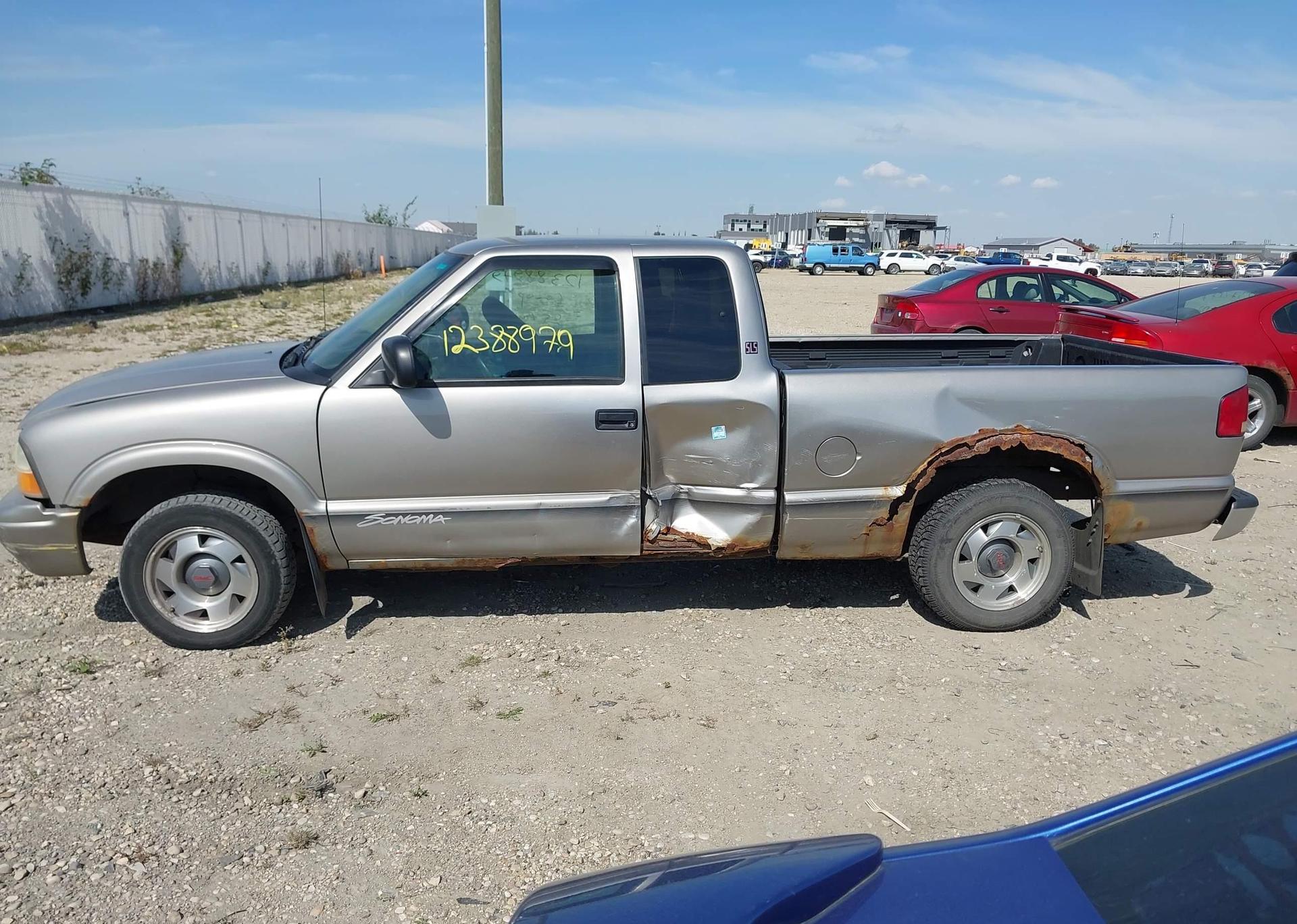 2002 GMC SONOMA SL