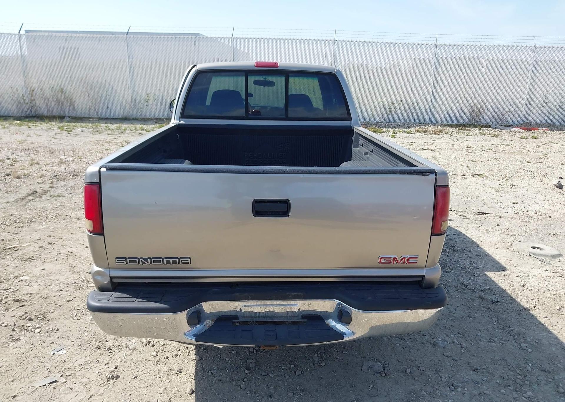2002 GMC SONOMA SL