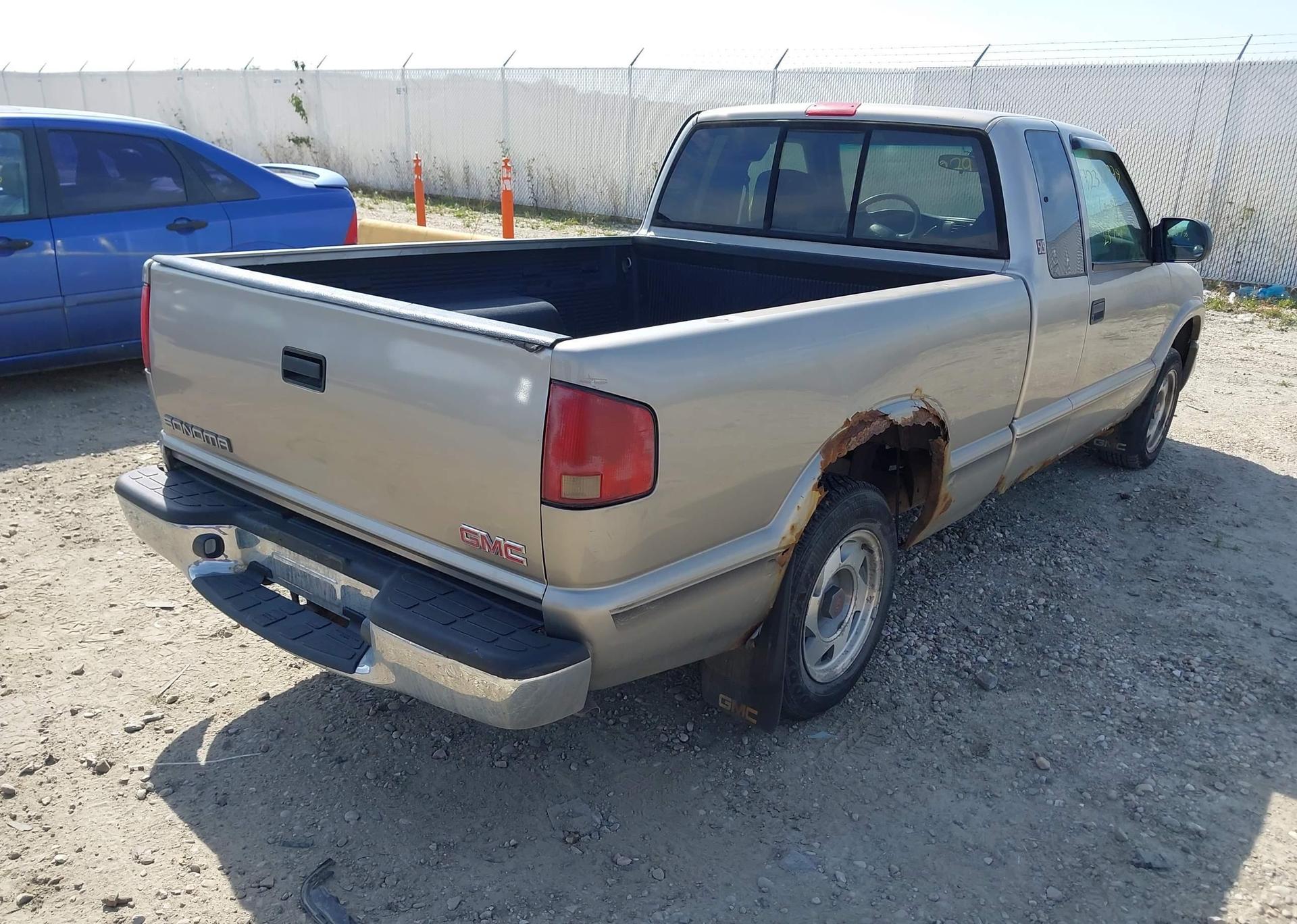 2002 GMC SONOMA SL