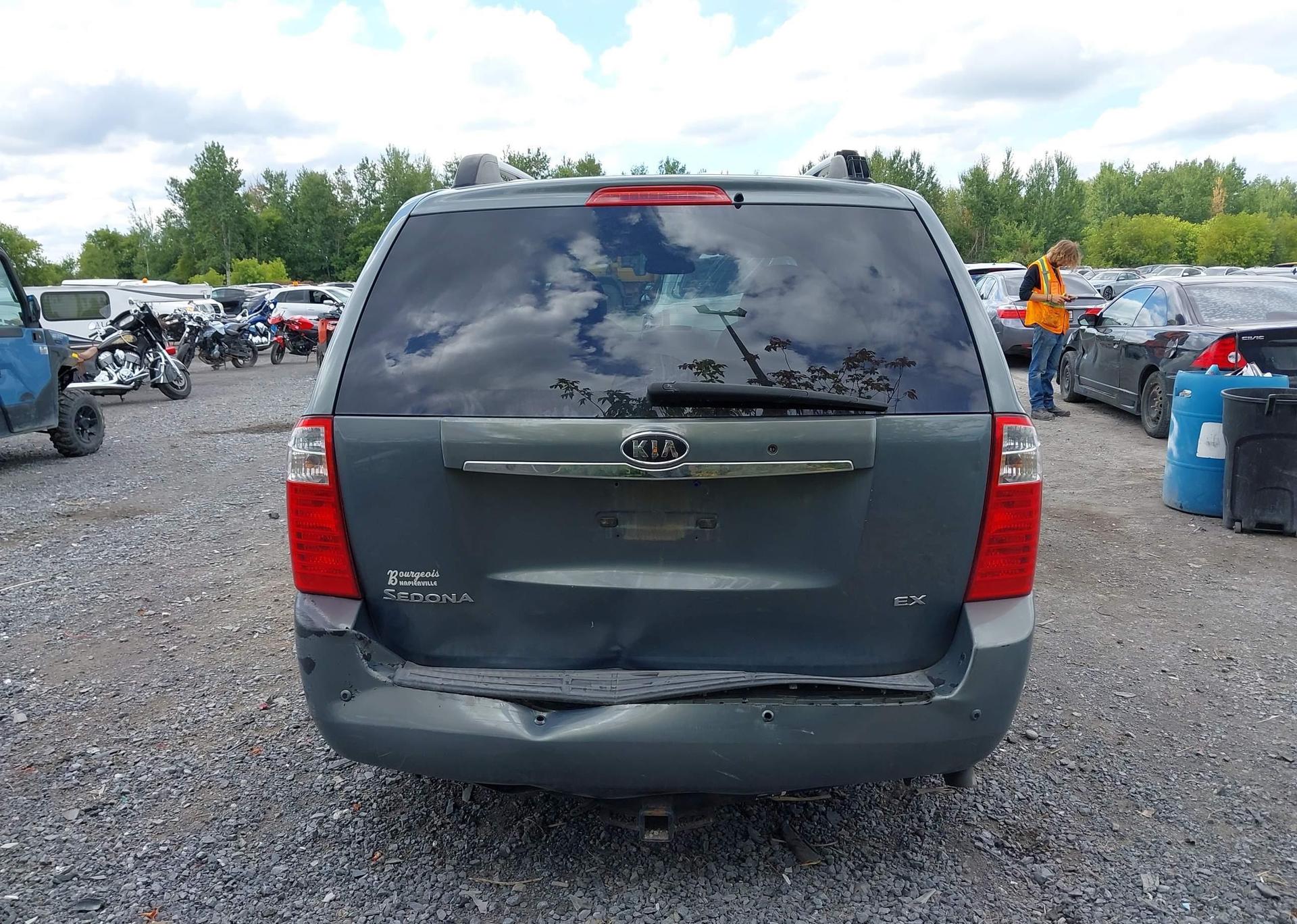 2006 KIA SEDONA EX