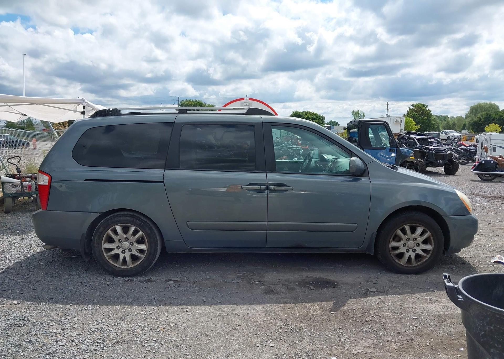 2006 KIA SEDONA EX