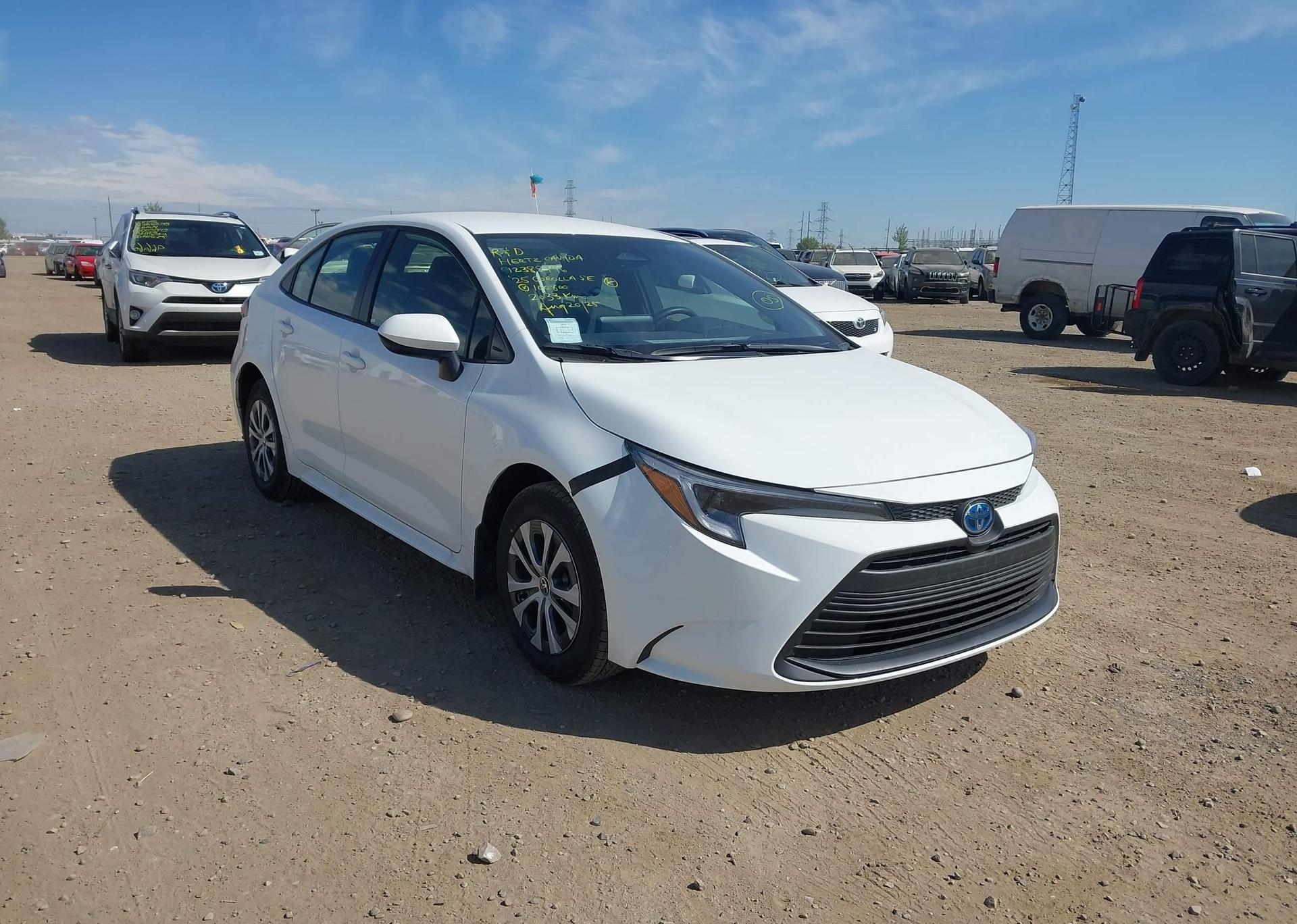 2025 TOYOTA COROLLA LE