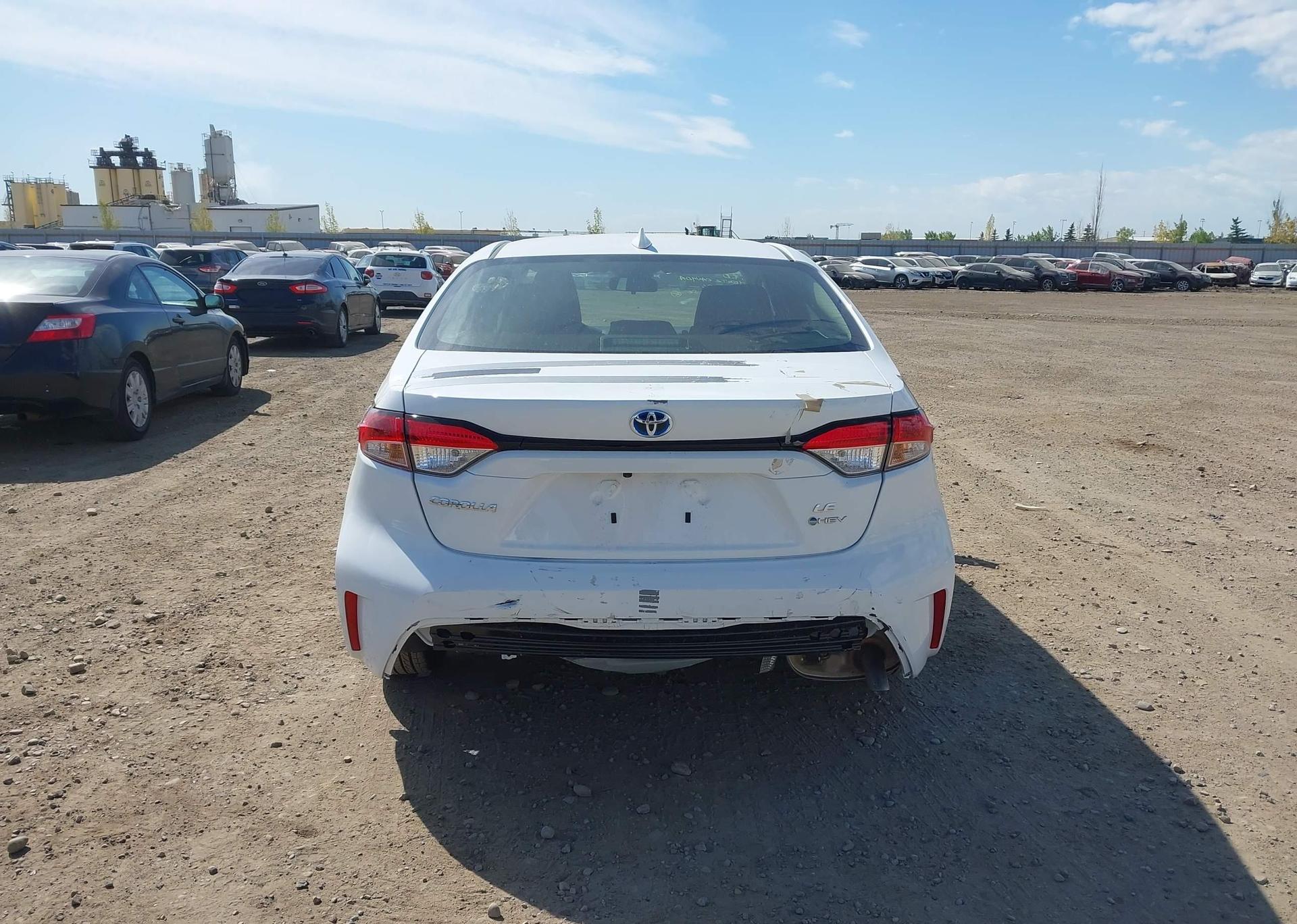2025 TOYOTA COROLLA LE