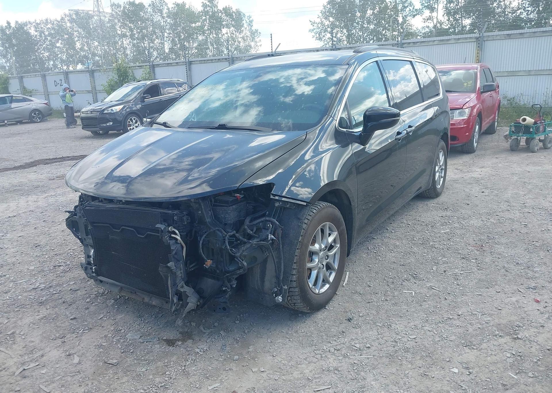2021 CHRYSLER PACIFICA TOURING