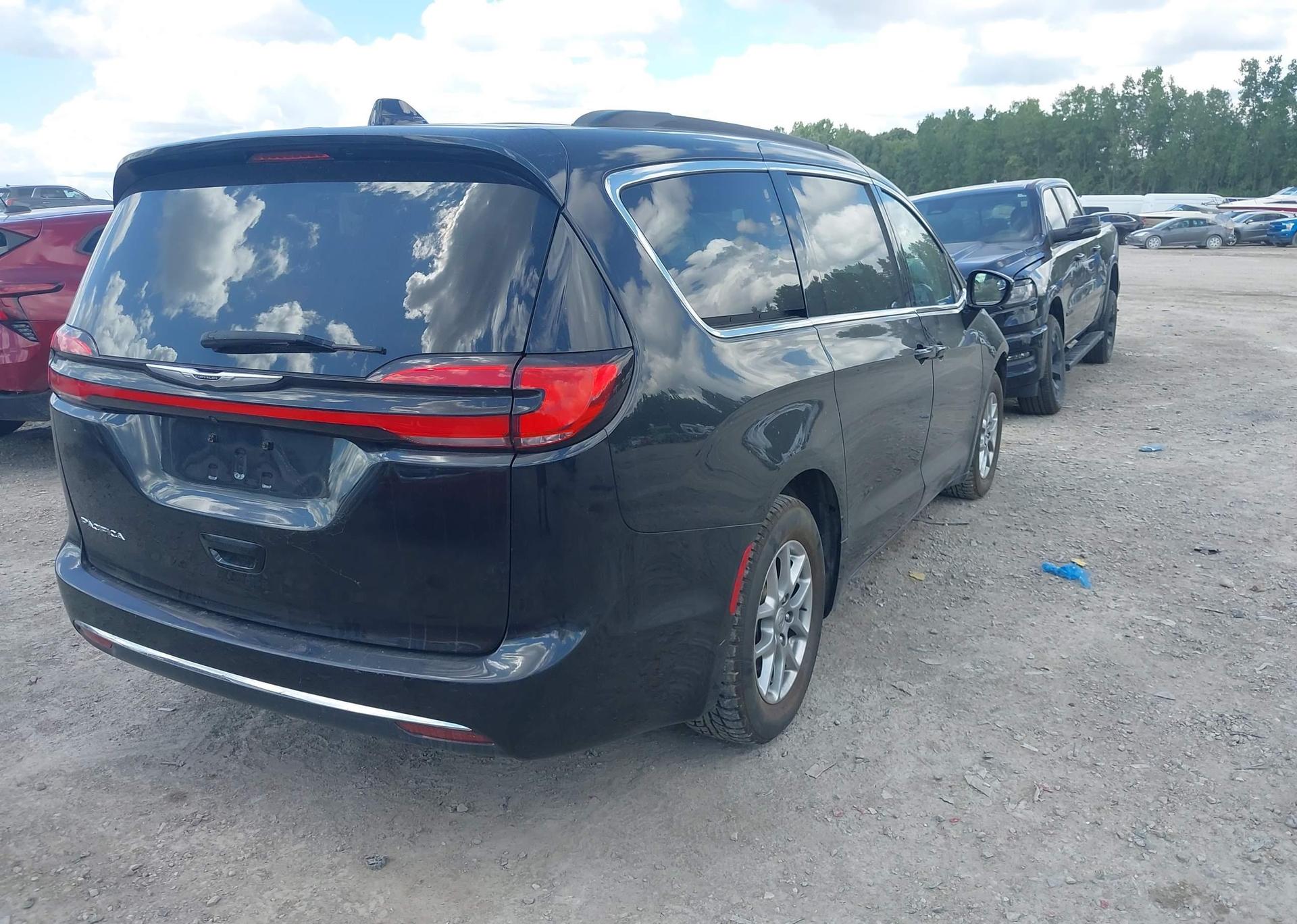 2021 CHRYSLER PACIFICA TOURING