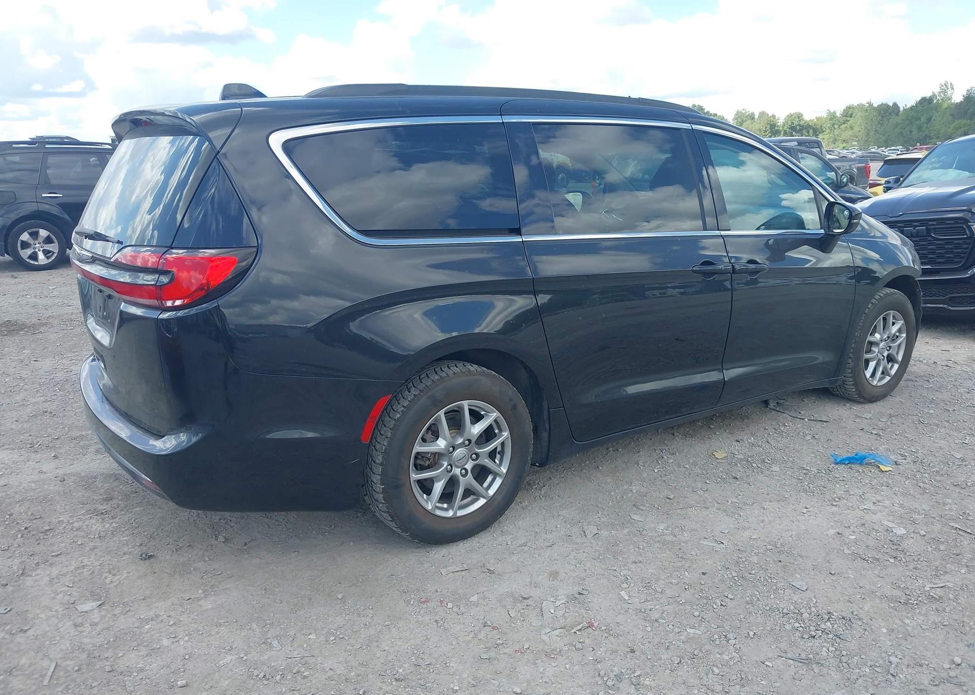 2021 CHRYSLER PACIFICA TOURING