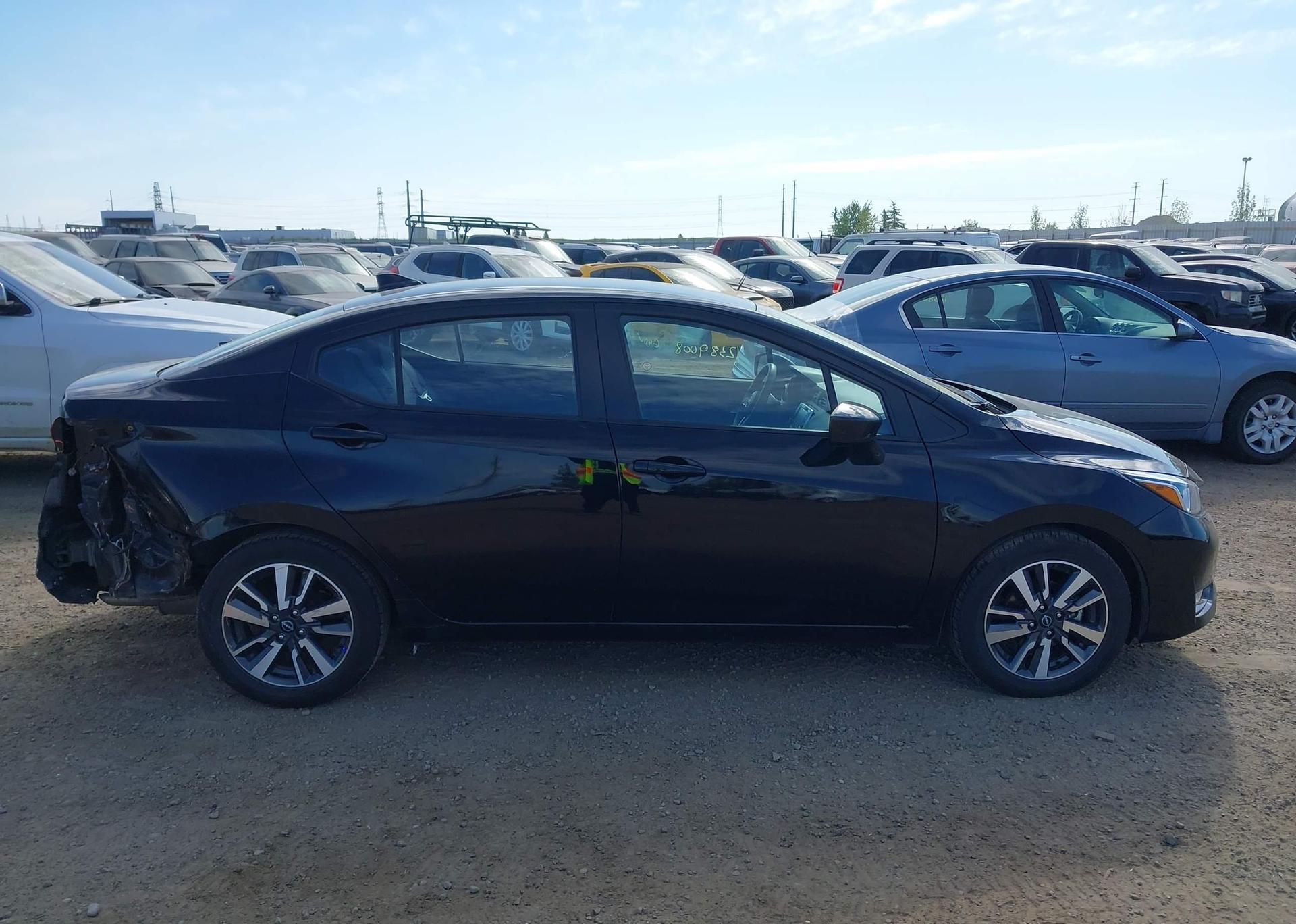2024 NISSAN VERSA SV
