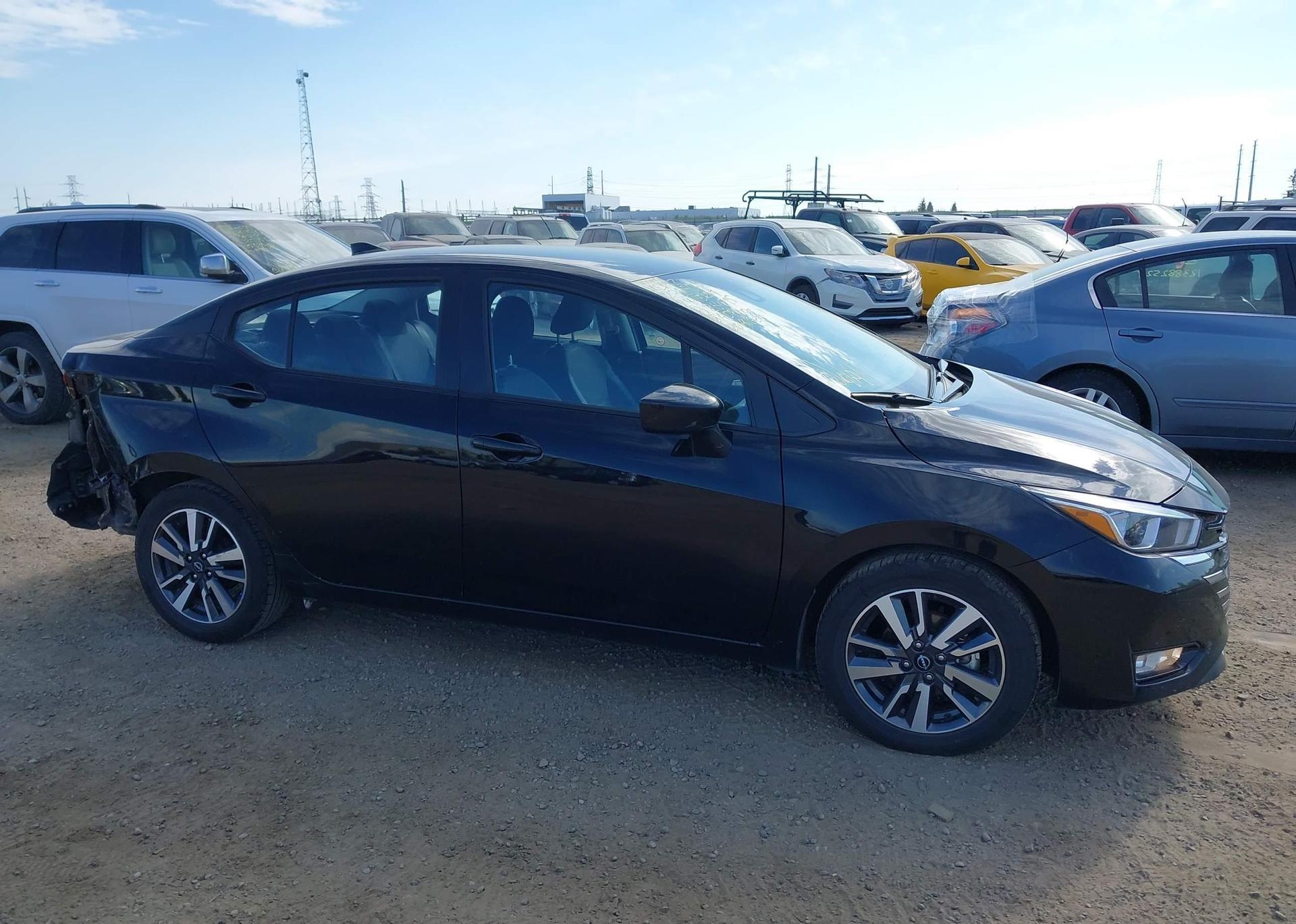 2024 NISSAN VERSA SV