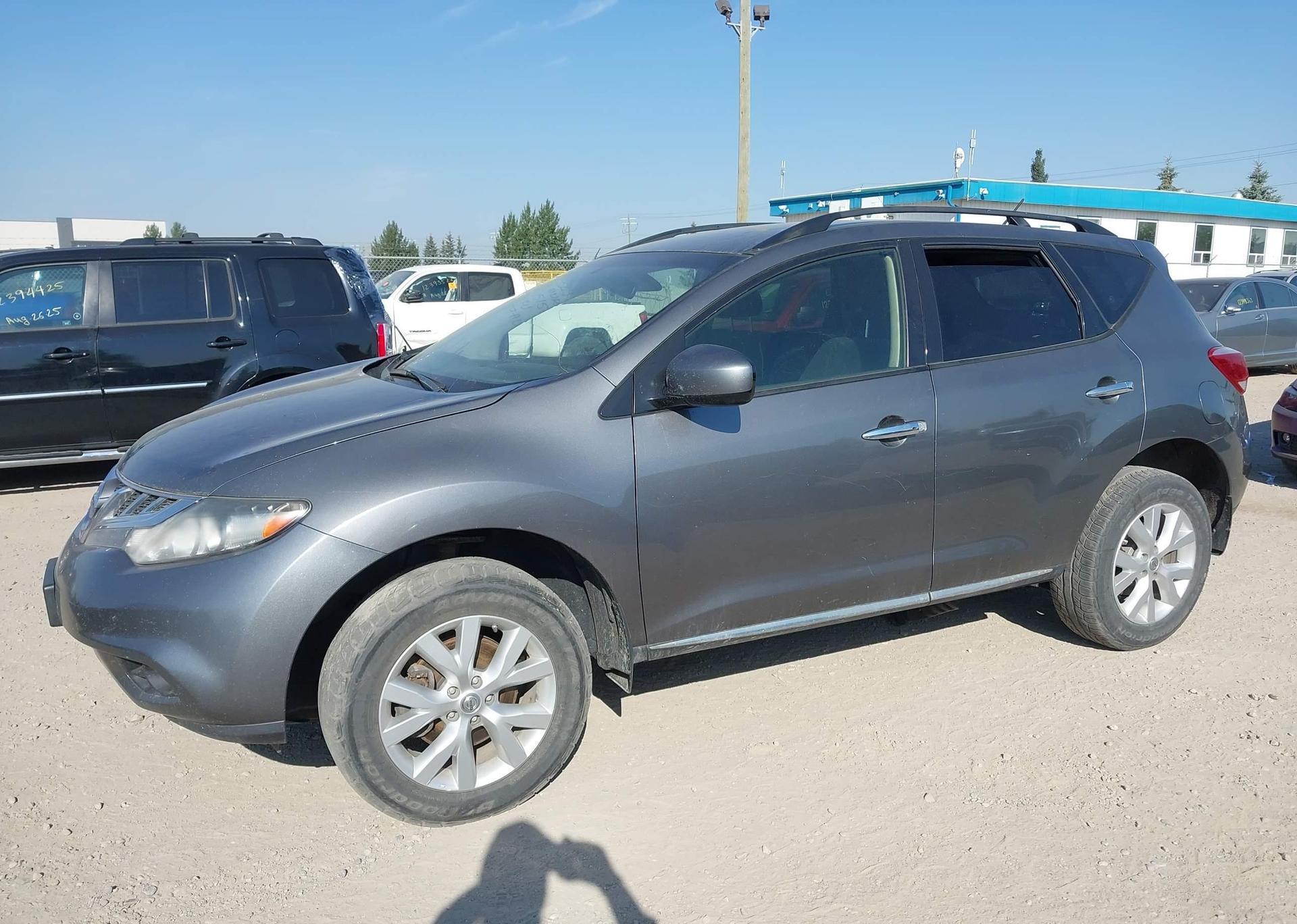 2014 NISSAN MURANO S
