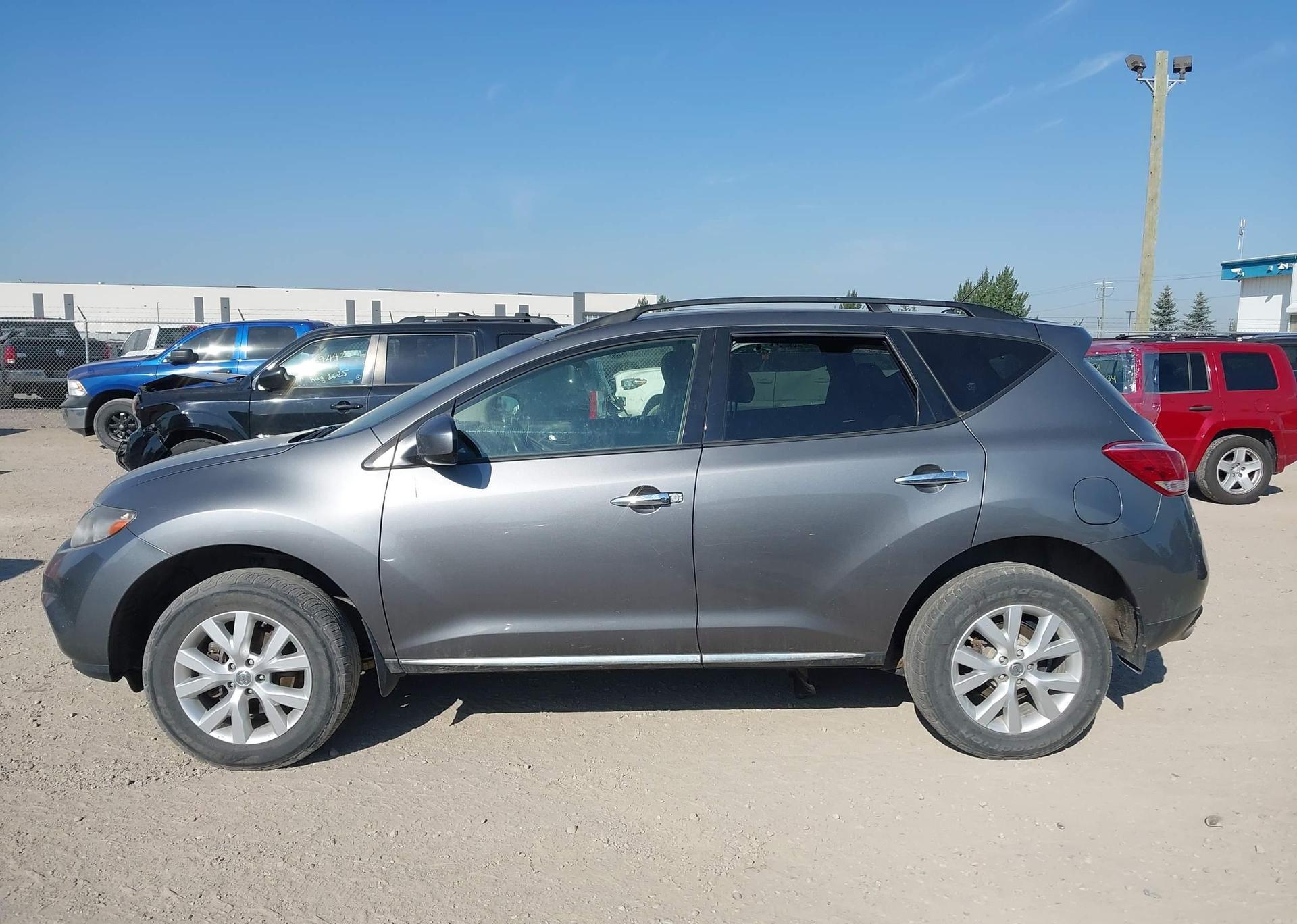 2014 NISSAN MURANO S