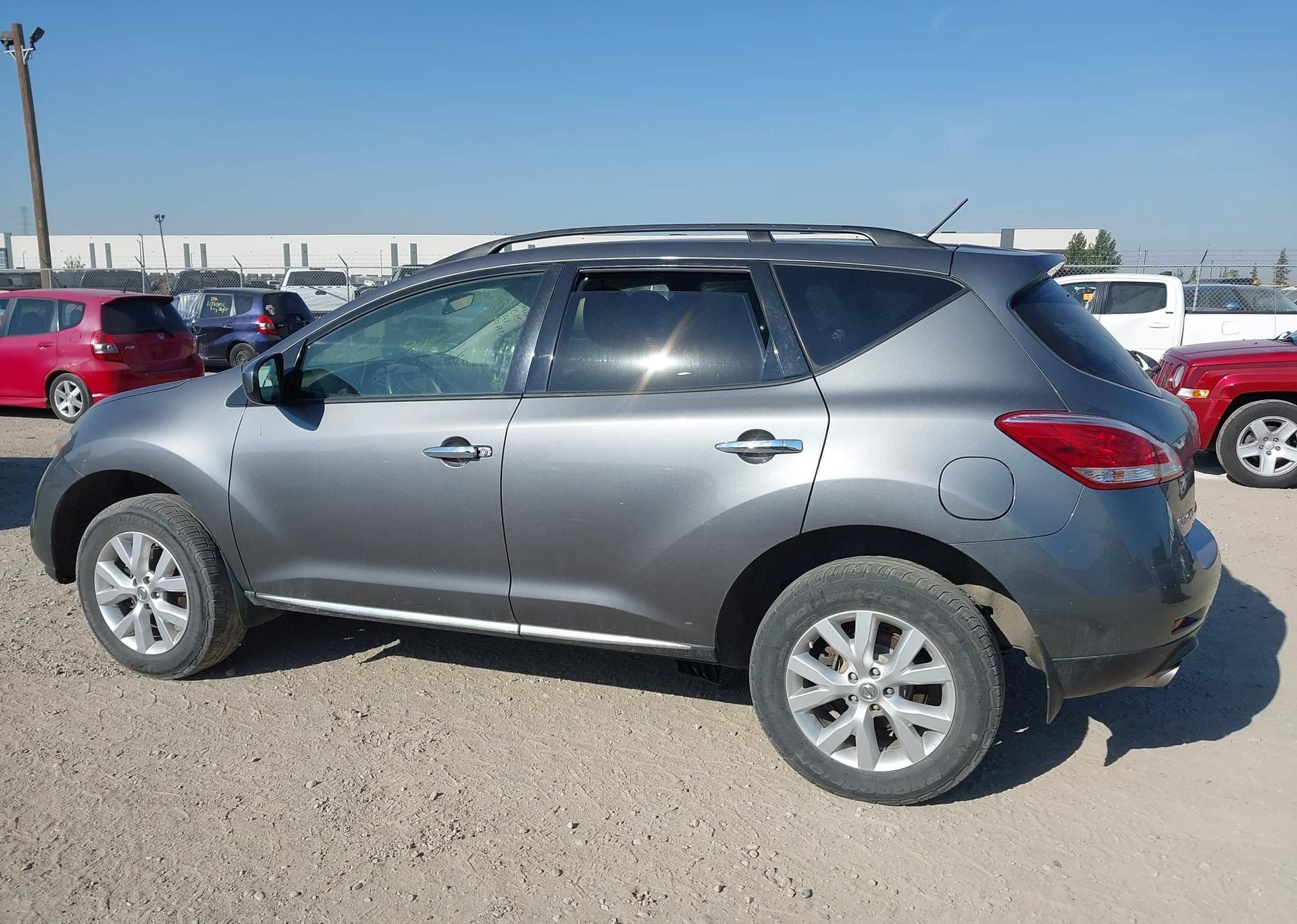 2014 NISSAN MURANO S