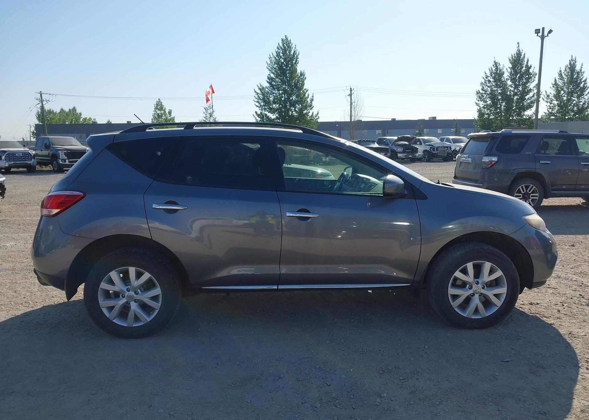 2014 NISSAN MURANO S