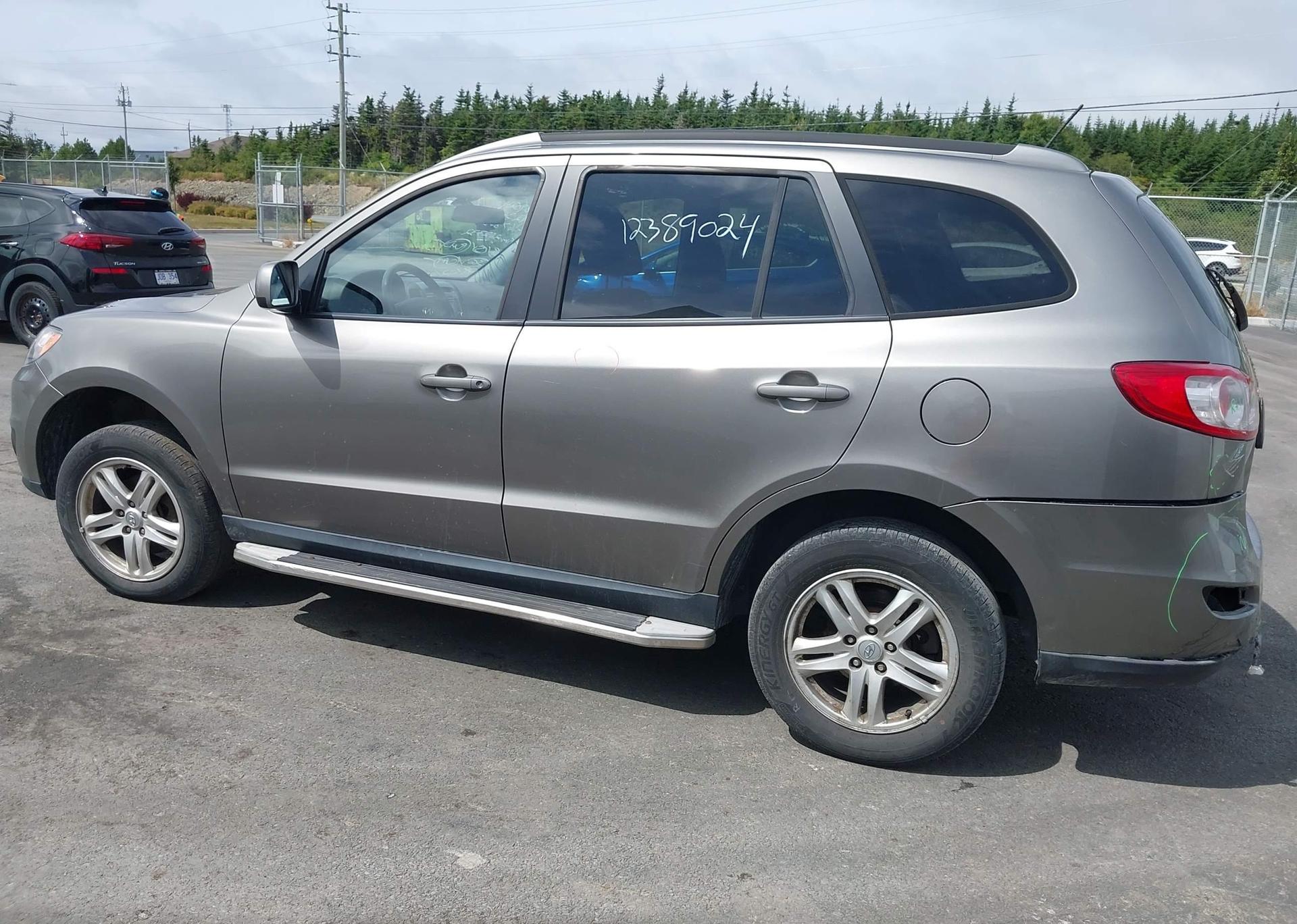2012 HYUNDAI SANTA FE GL 3.5