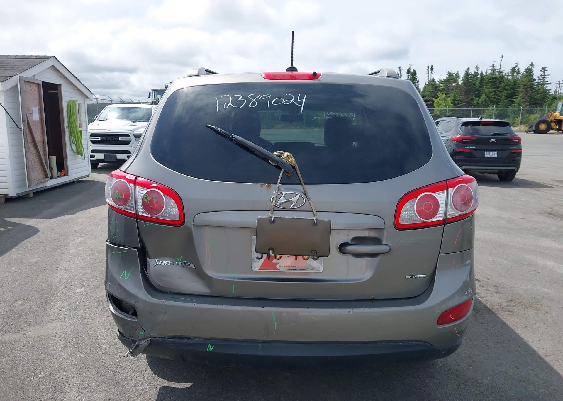 2012 HYUNDAI SANTA FE GL 3.5