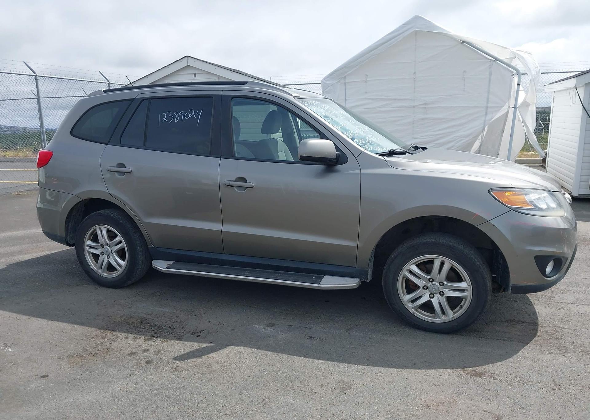 2012 HYUNDAI SANTA FE GL 3.5