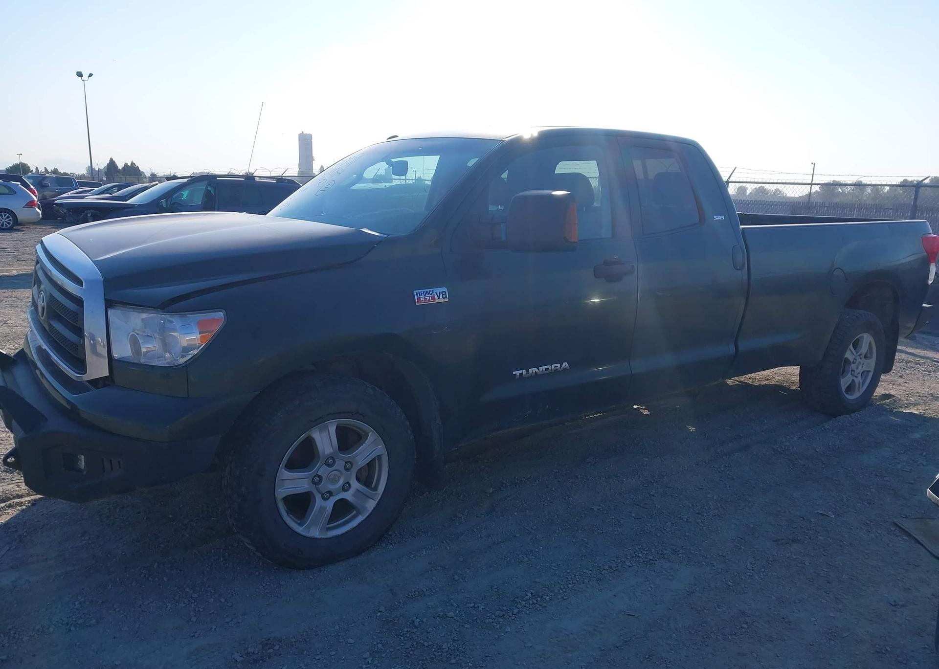 2010 TOYOTA TUNDRA DOUBLE CAB SR5