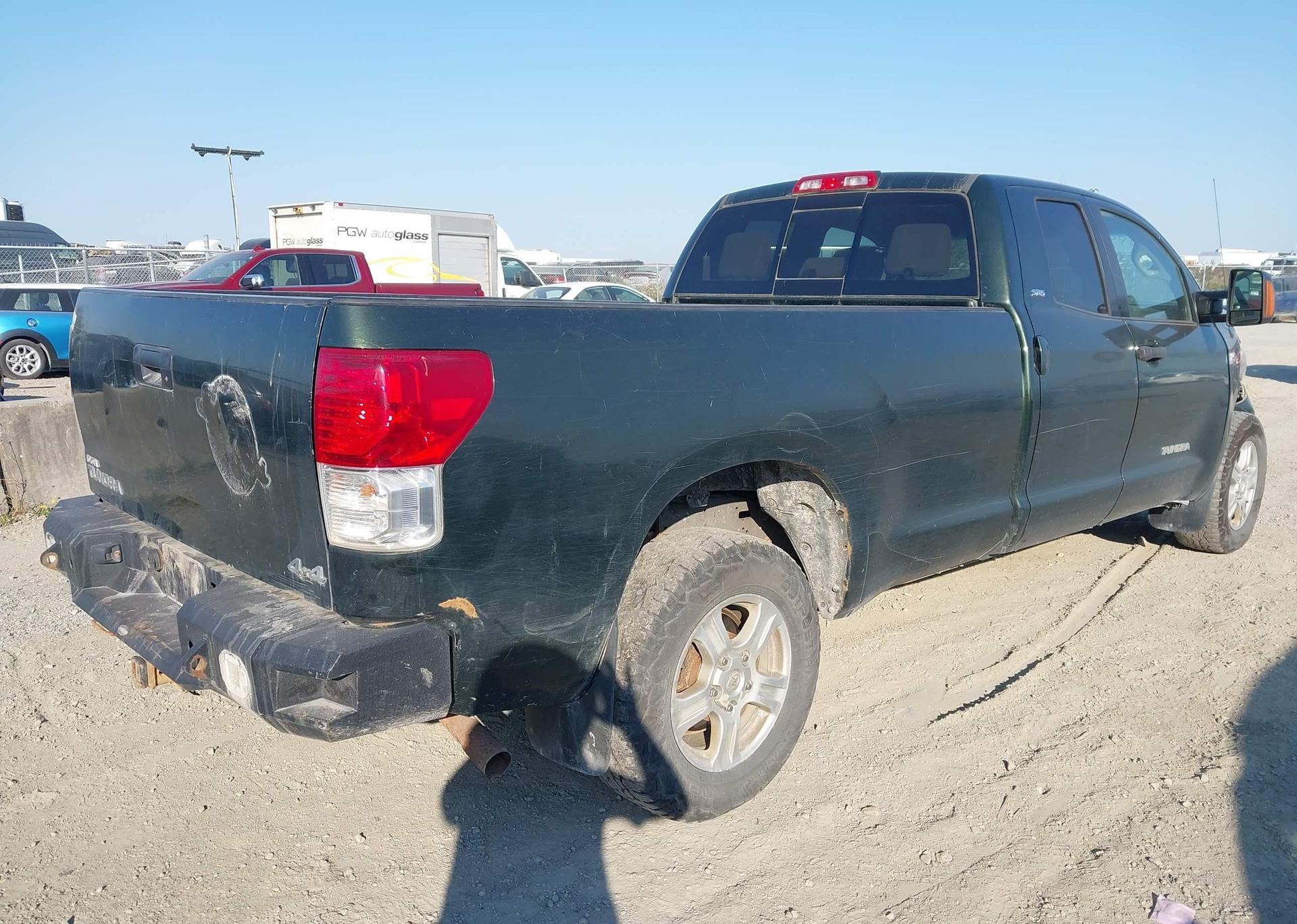 2010 TOYOTA TUNDRA DOUBLE CAB SR5