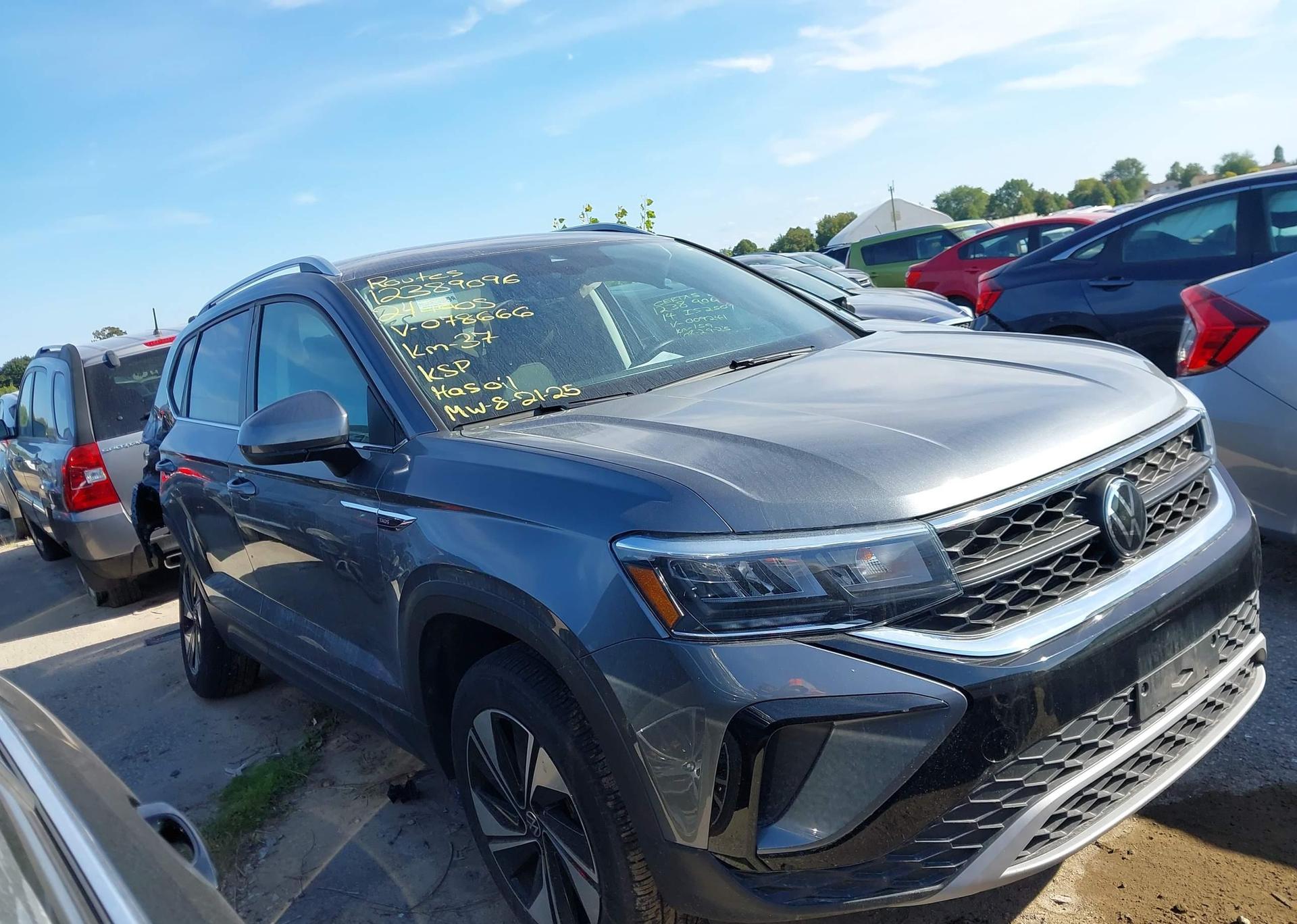 2024 VOLKSWAGEN TAOS SE