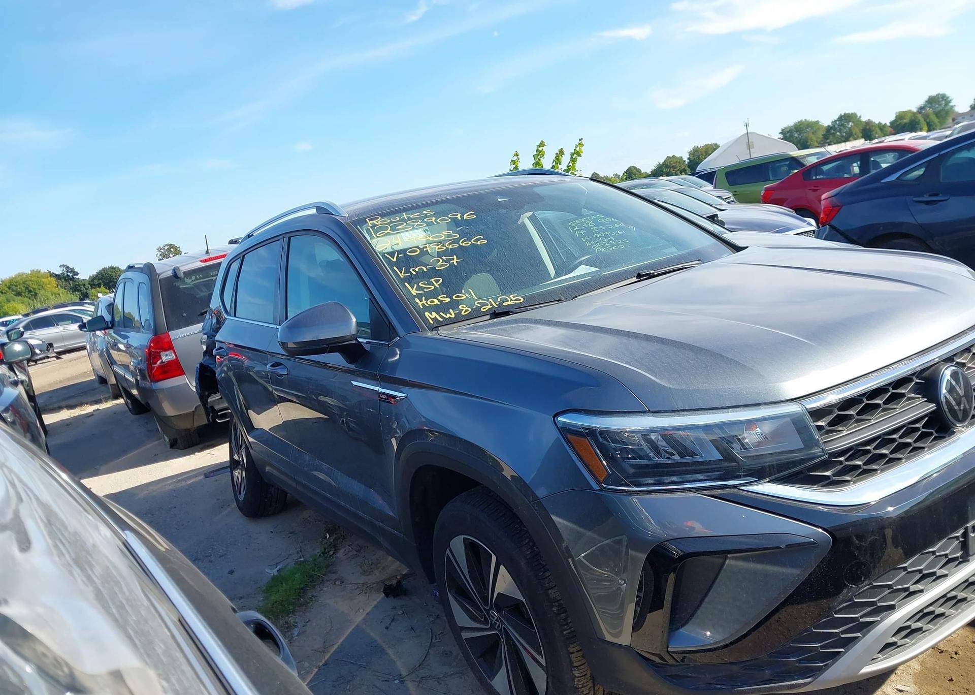 2024 VOLKSWAGEN TAOS SE