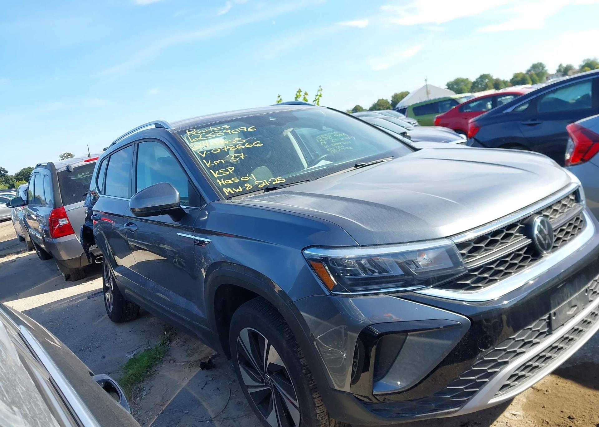 2024 VOLKSWAGEN TAOS SE
