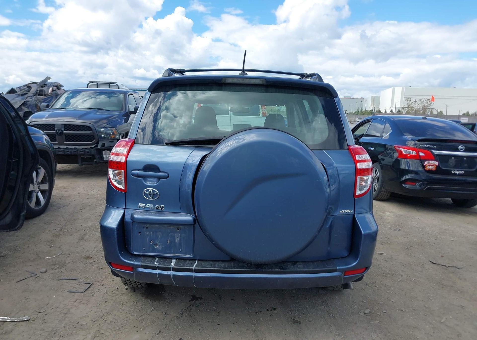 2011 TOYOTA RAV4