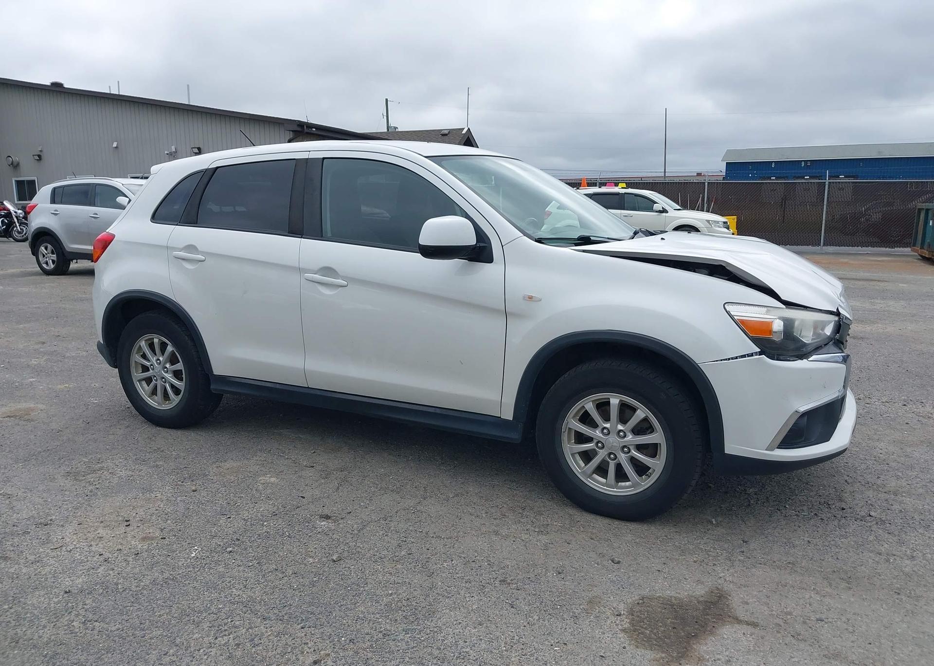2016 MITSUBISHI RVR SE