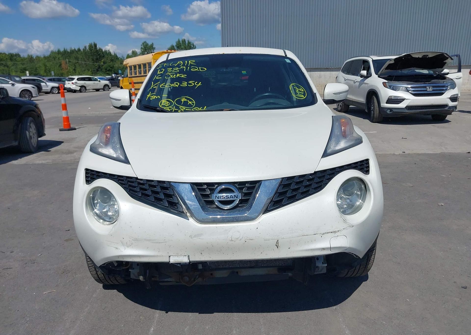 2016 NISSAN juke
