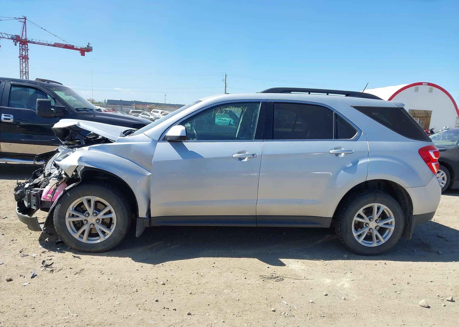 2017 CHEVROLET EQUINOX LT