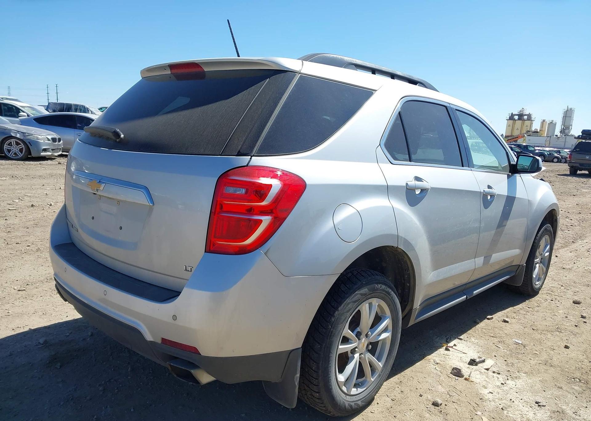 2017 CHEVROLET EQUINOX LT