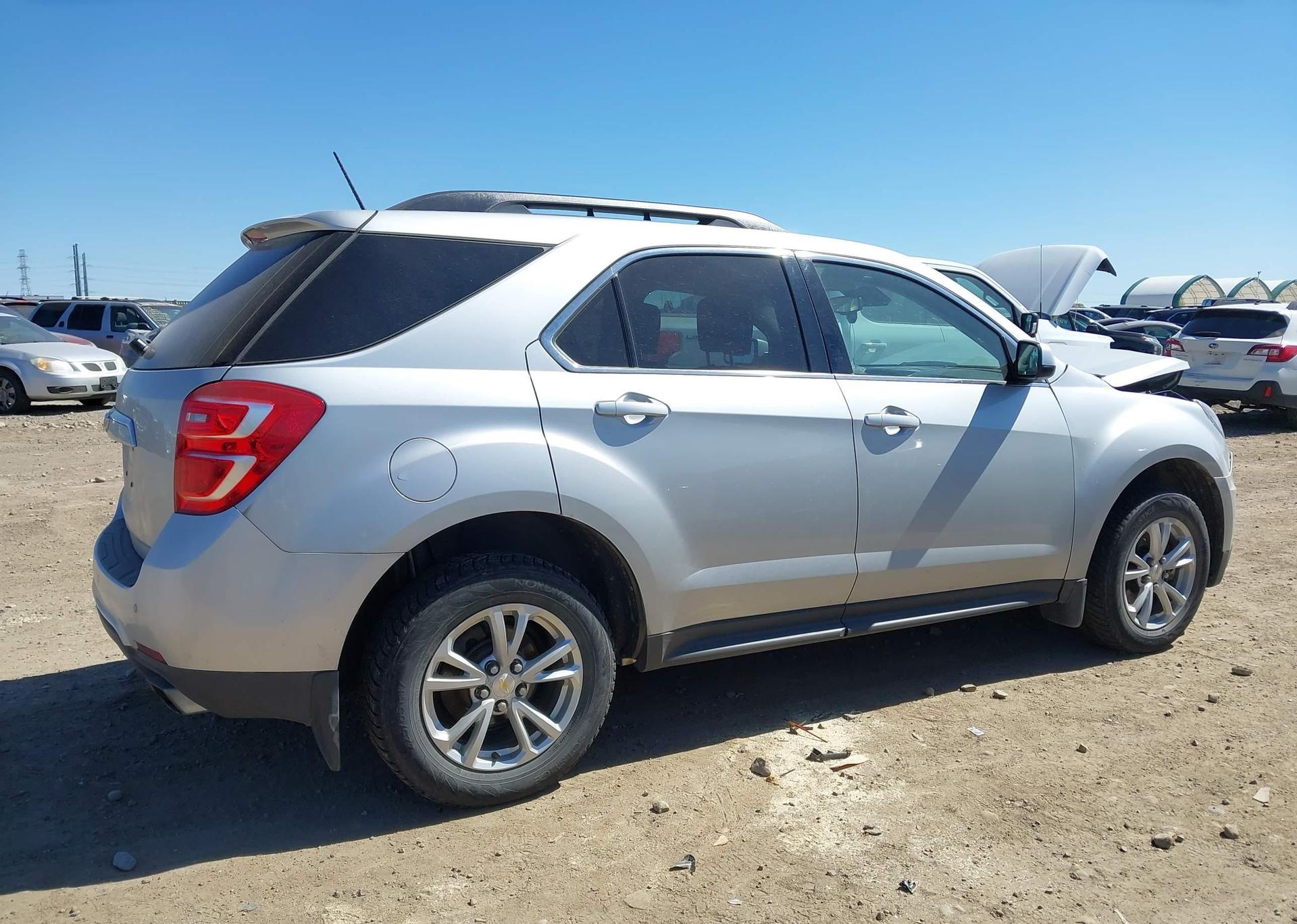 2017 CHEVROLET EQUINOX LT