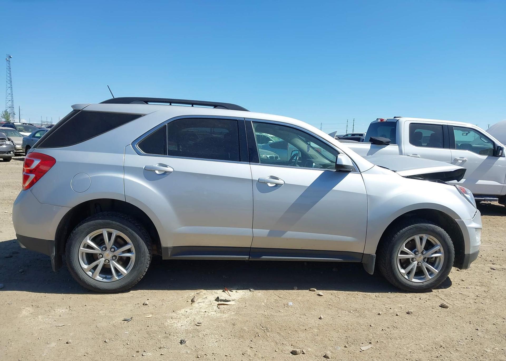 2017 CHEVROLET EQUINOX LT