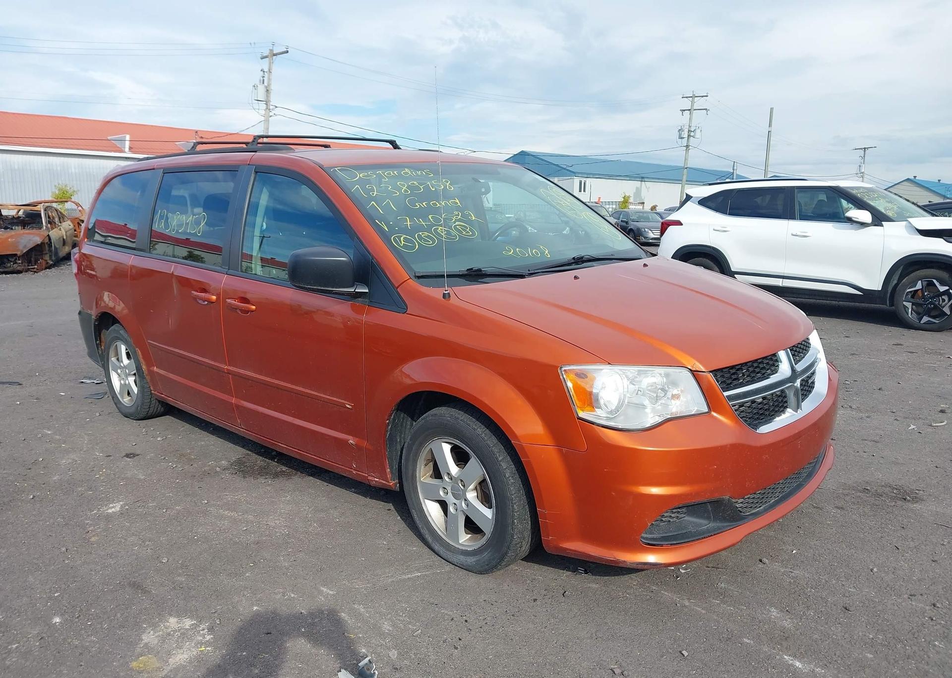 2011 DODGE GRAND CARAVAN EXPRESS
