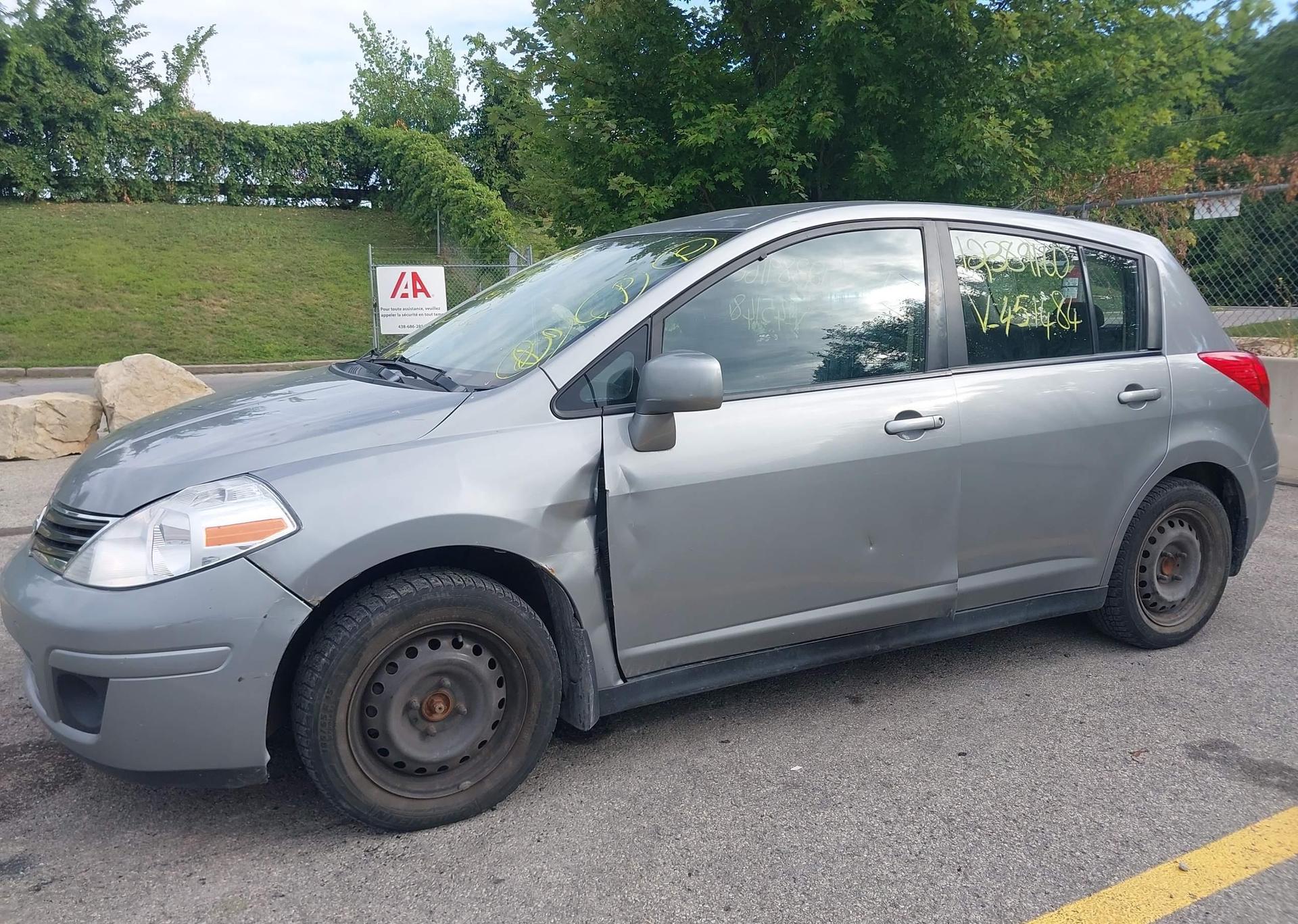 2010 NISSAN VERSA