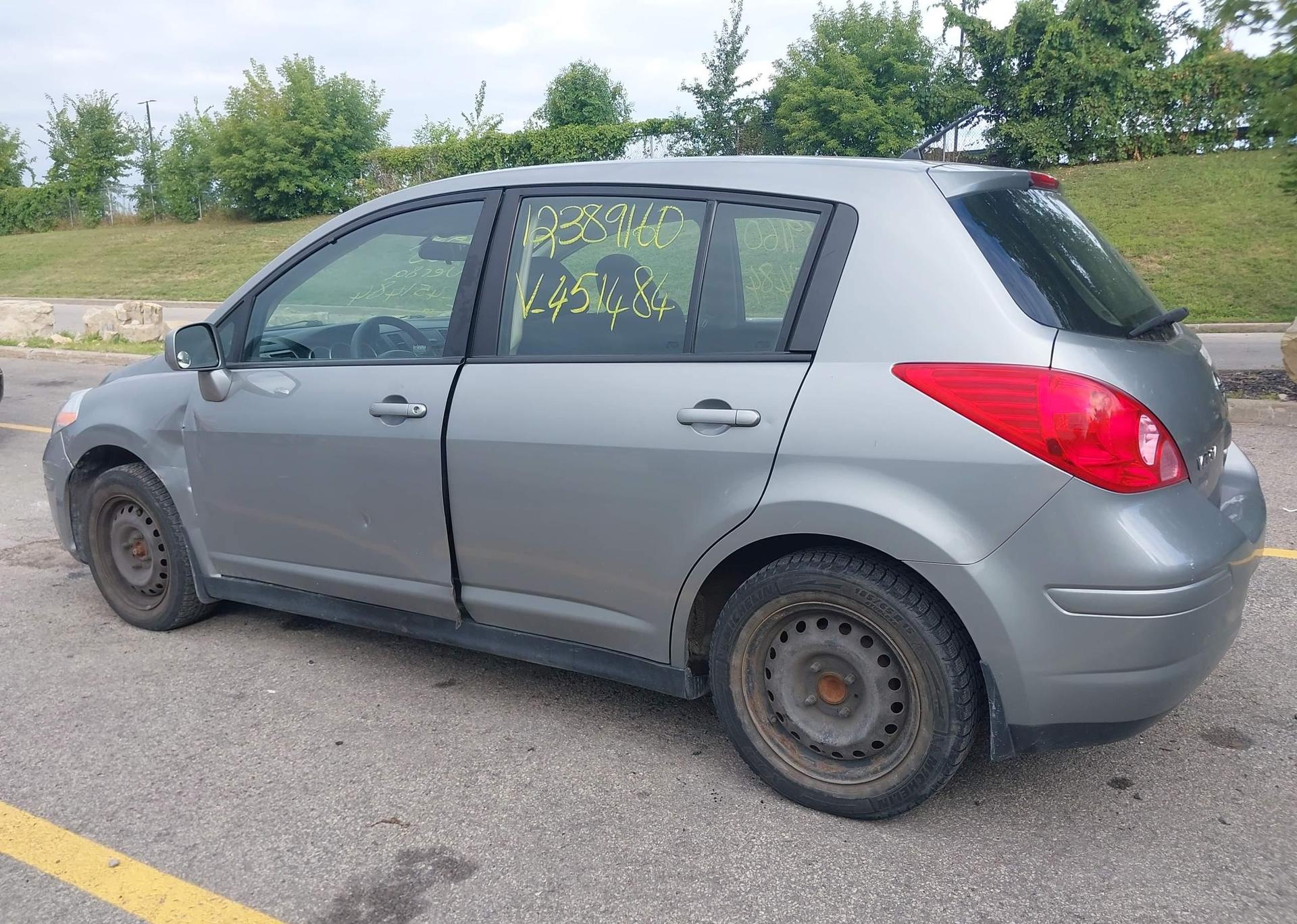 2010 NISSAN VERSA