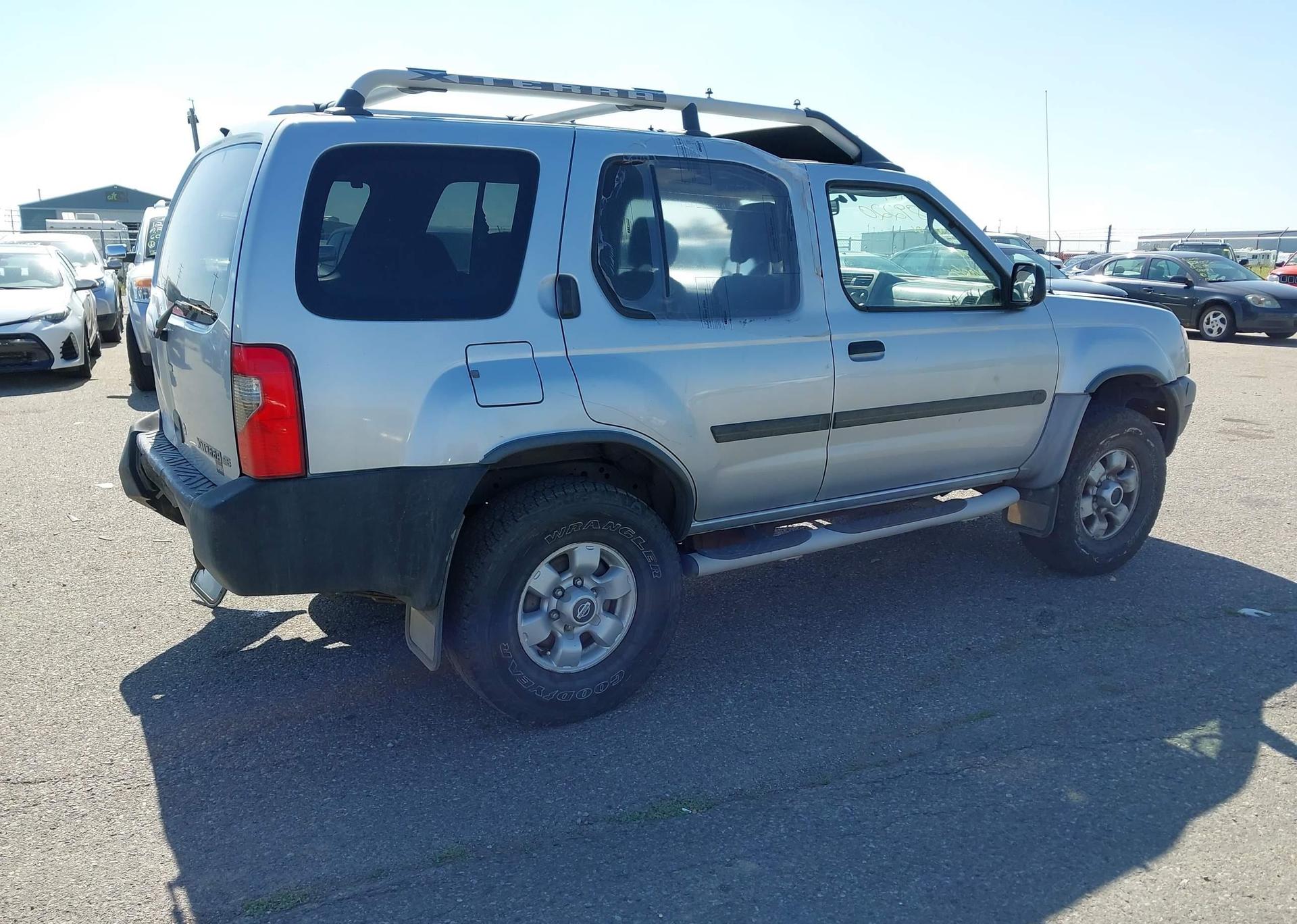 2001 NISSAN XTERRA XE