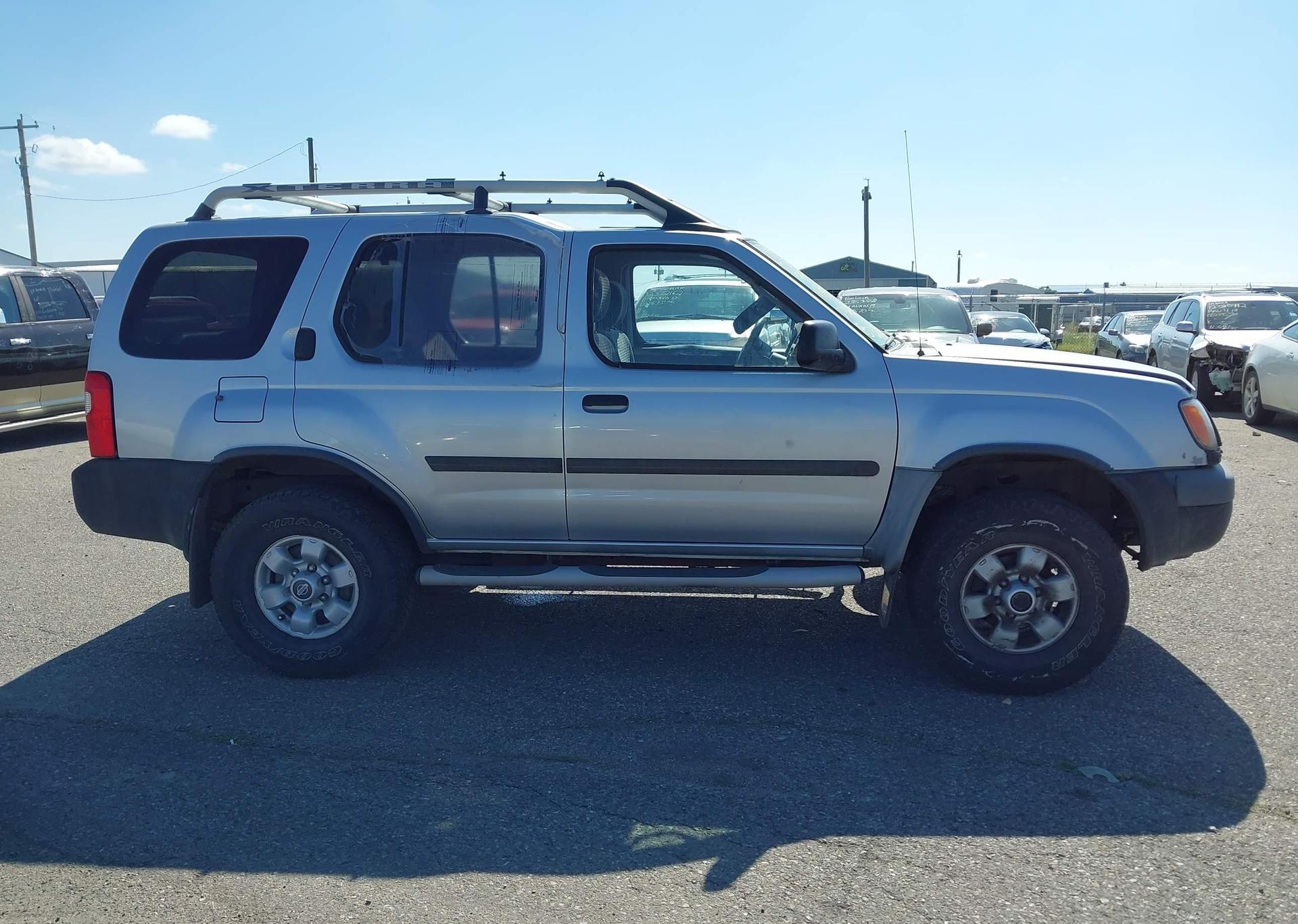 2001 NISSAN XTERRA XE