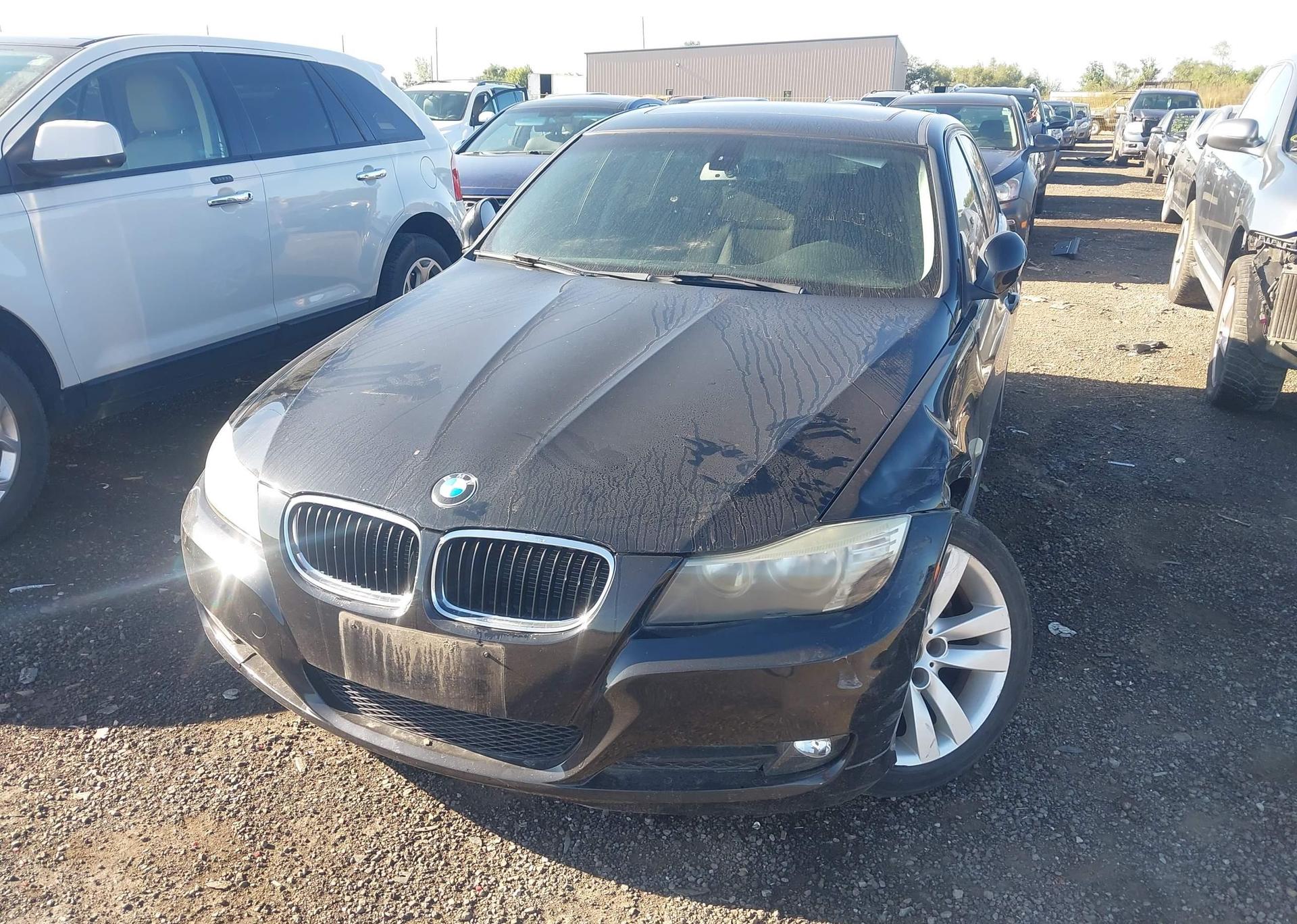2011 BMW 323I