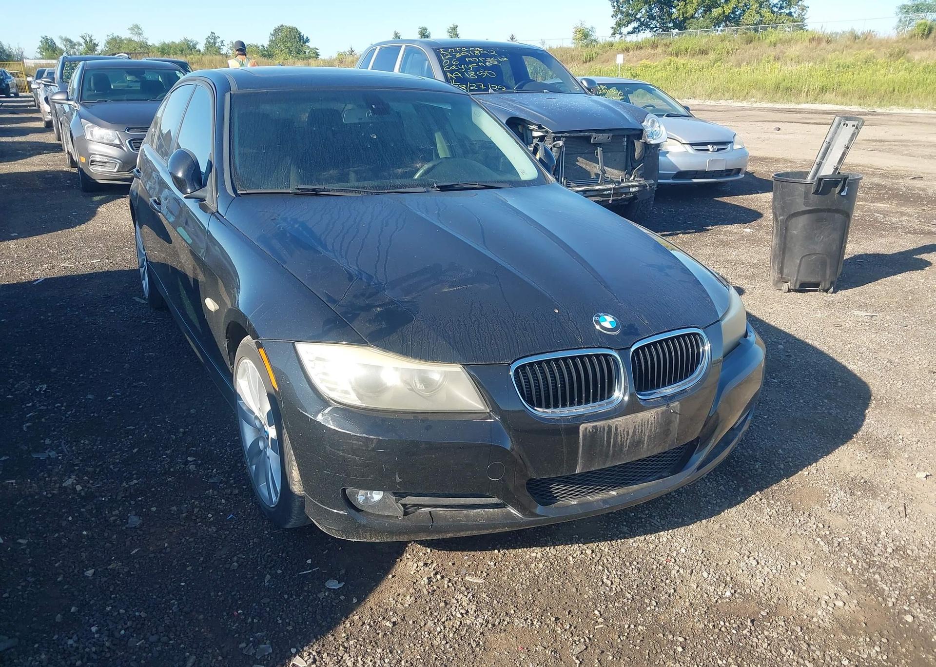 2011 BMW 323I