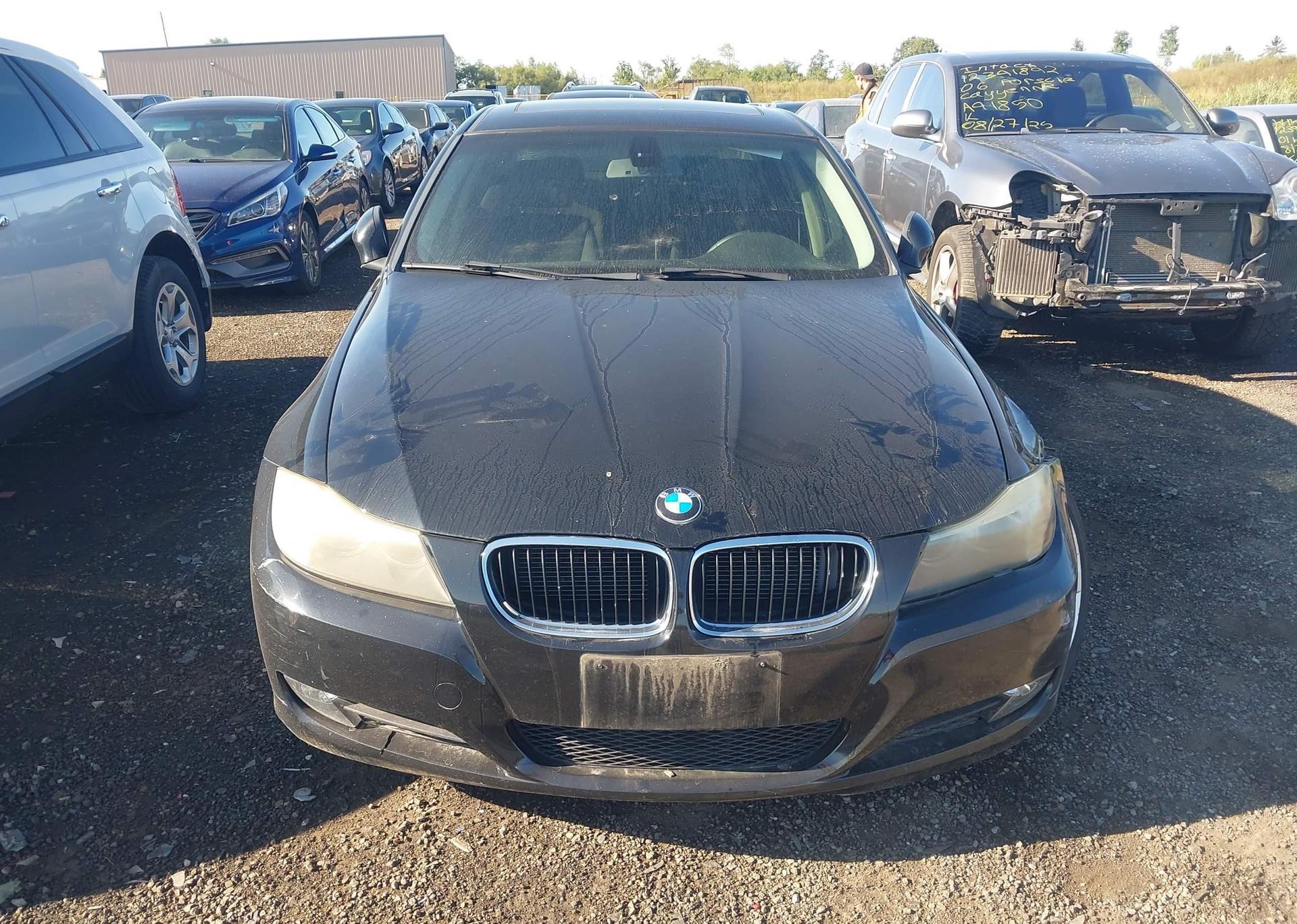 2011 BMW 323I